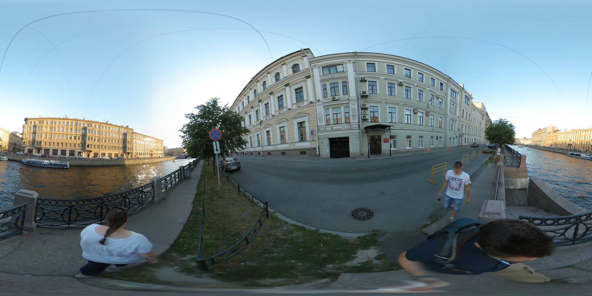 Street view near Гостиница Союза художников СПб, Saint Petersburg — © vlivyur (CC BY-SA · Mapillary)