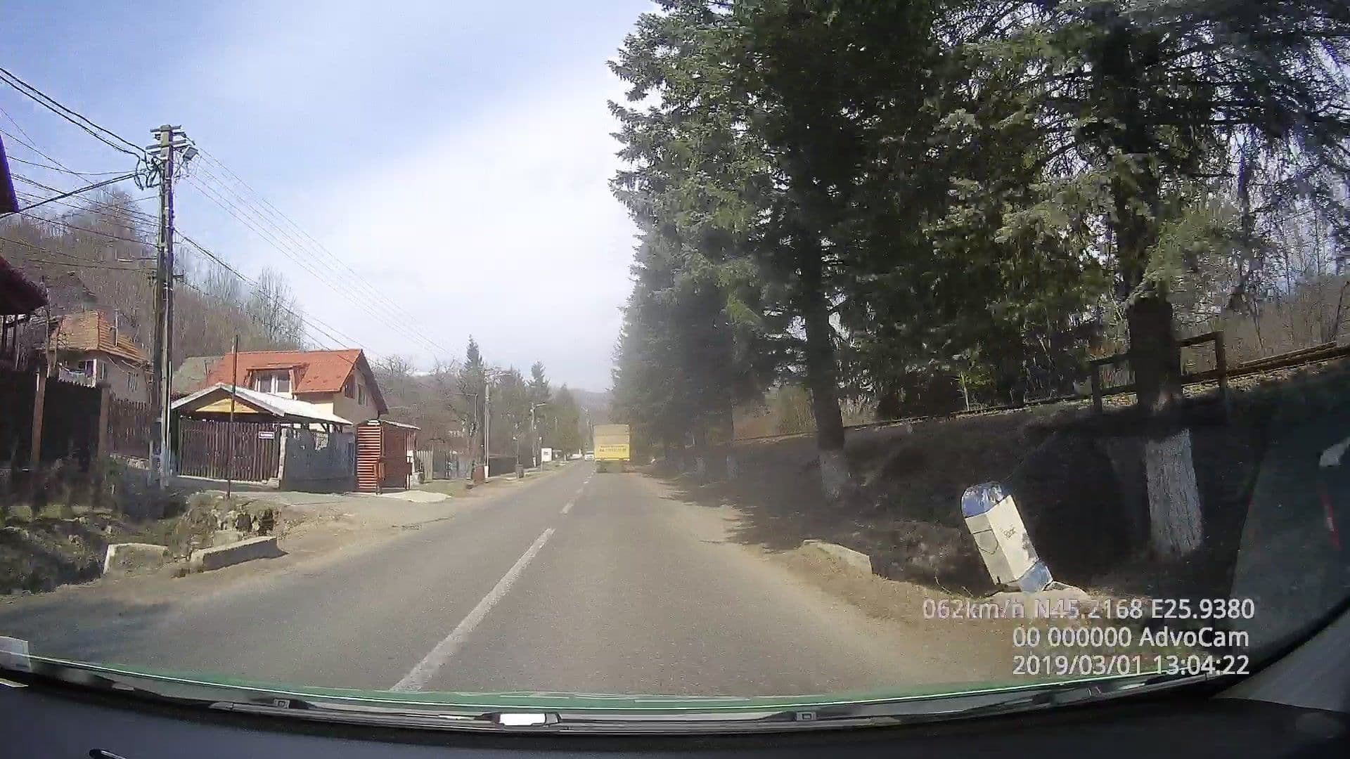 Street view near Casa Galbenă, Prăjani — © tavi (CC BY-SA · Mapillary)