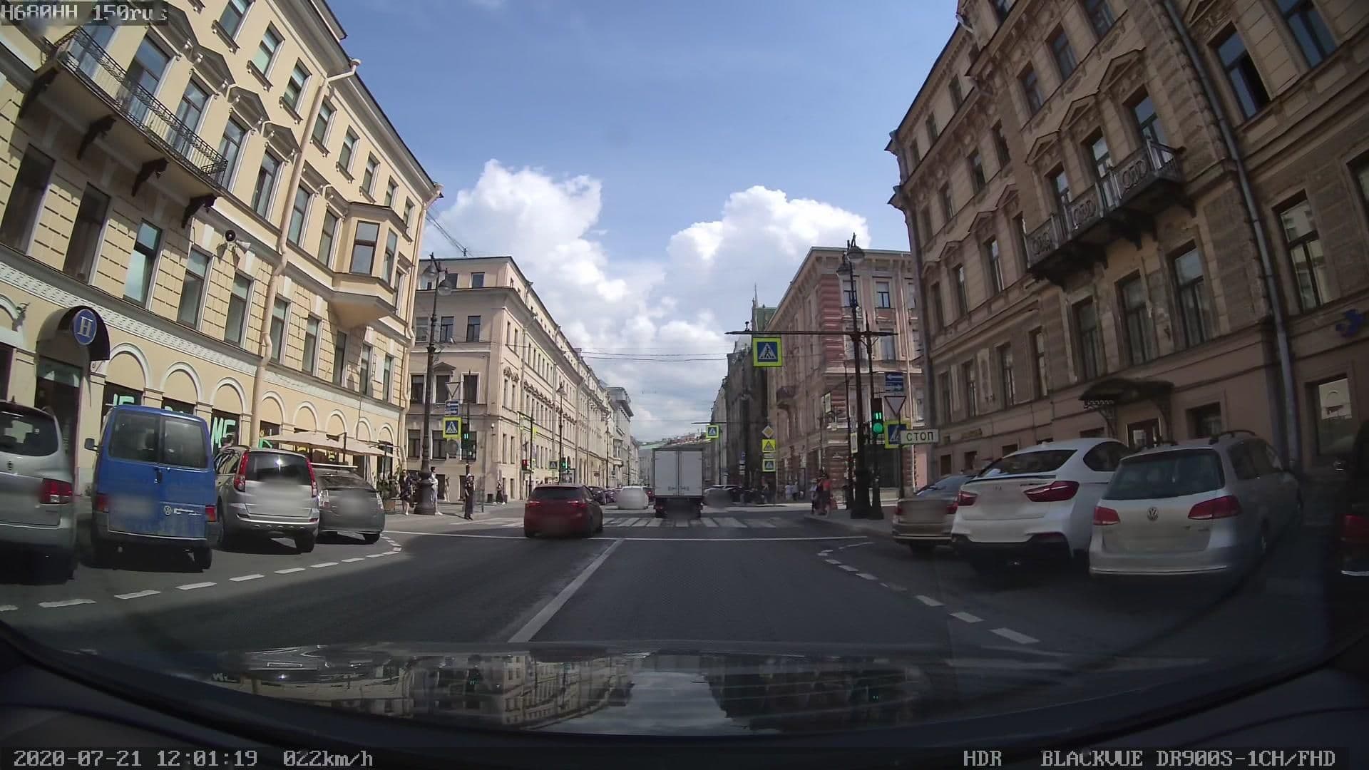 Street view near Herzen House Hotel, Saint Petersburg — © oleg_0402 (CC BY-SA · Mapillary)