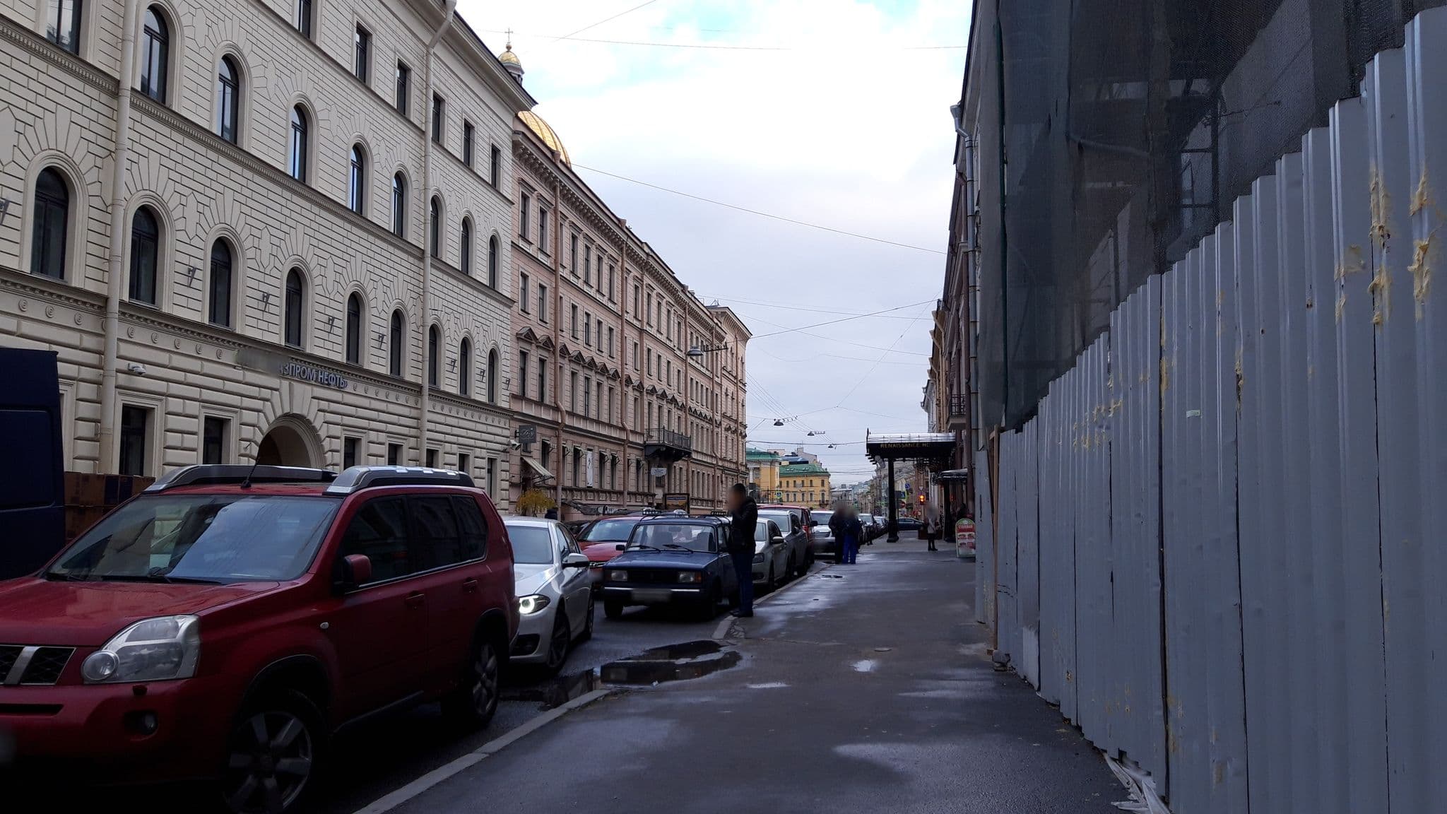 Street view near Amore Hotel, Saint Petersburg — © wowik (CC BY-SA · Mapillary)