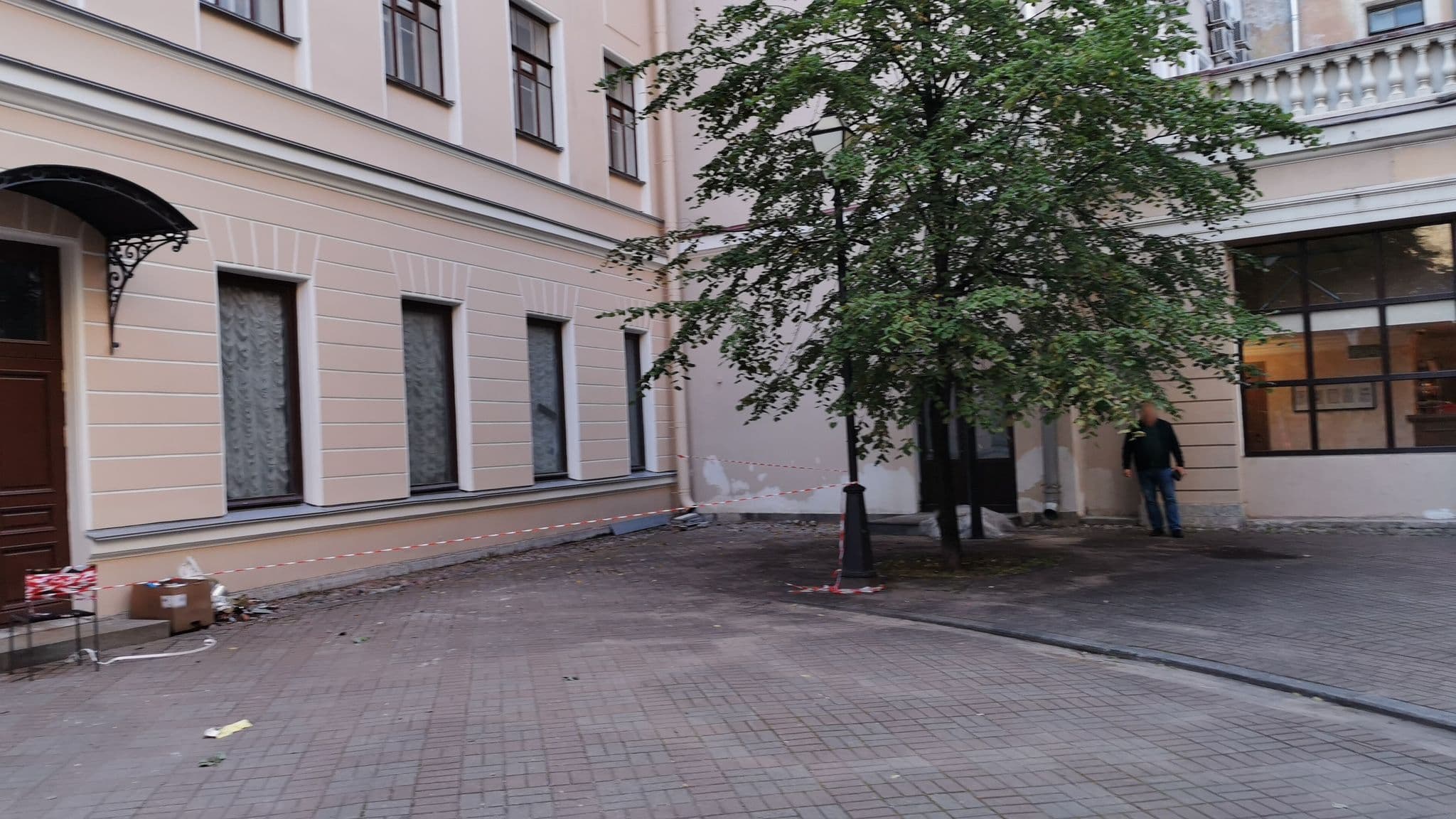 Street view near Отель «Дворы Капеллы» / Yards of Capella Hotel, Saint Petersburg — © GaMiKo (CC BY-SA · Mapillary)