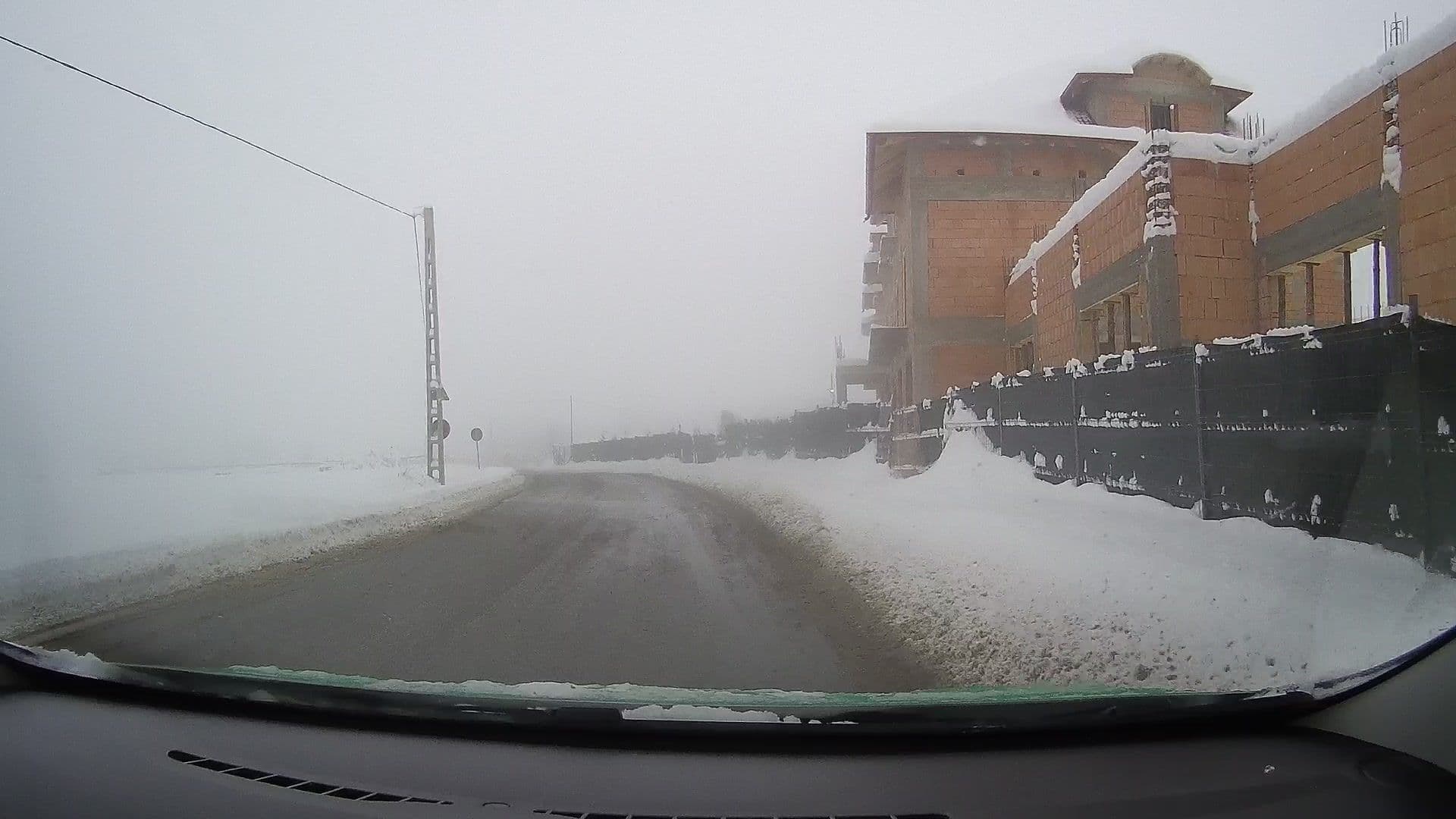 Street view near Hotel Măgura, Jina — © tavi (CC BY-SA · Mapillary)