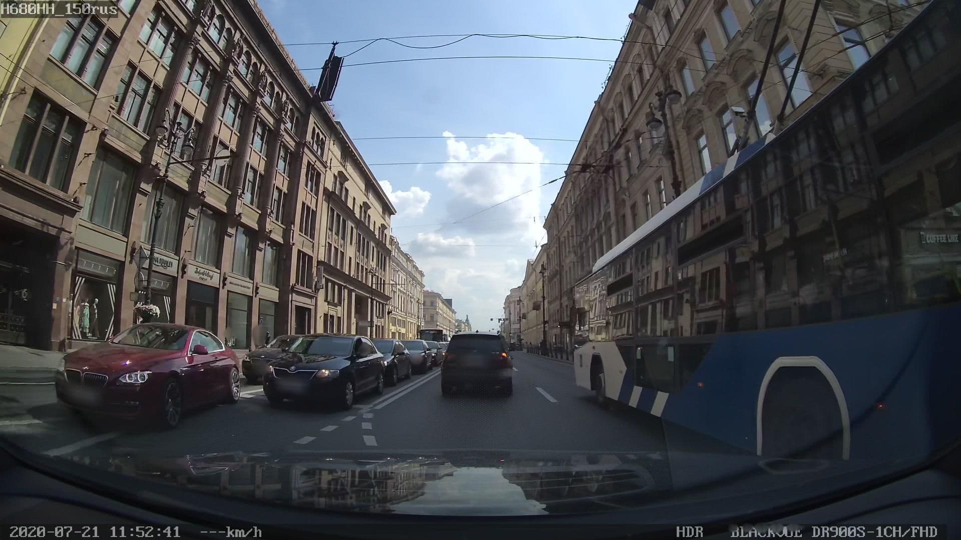 Street view near Sokroma WOW, Saint Petersburg — © oleg_0402 (CC BY-SA · Mapillary)