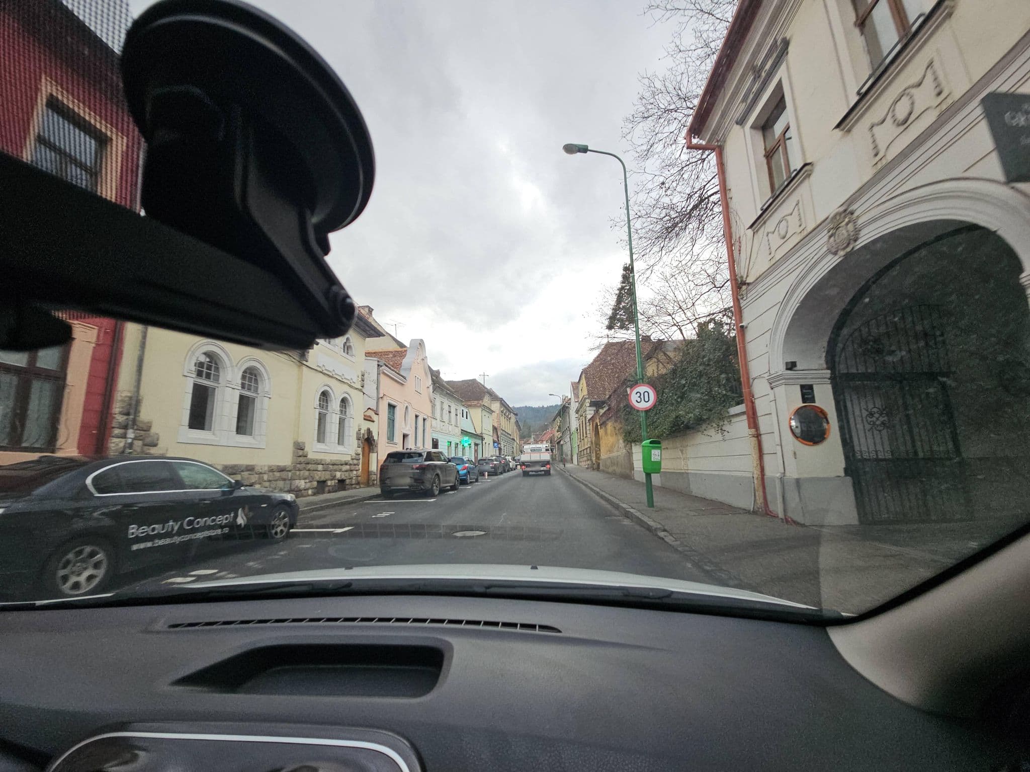 Street view near Prinz Gregor, Braşov