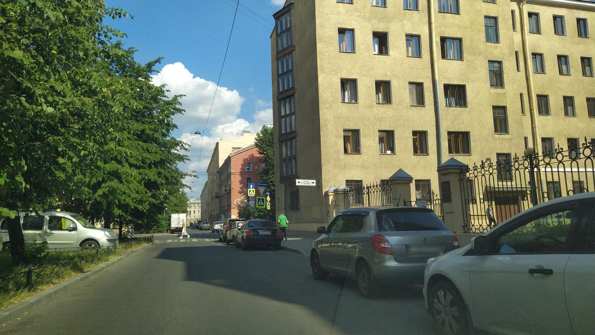 Street view near Гостиница "Красноармейская", Admiralteisky — © ser9ei999 (CC BY-SA · Mapillary)