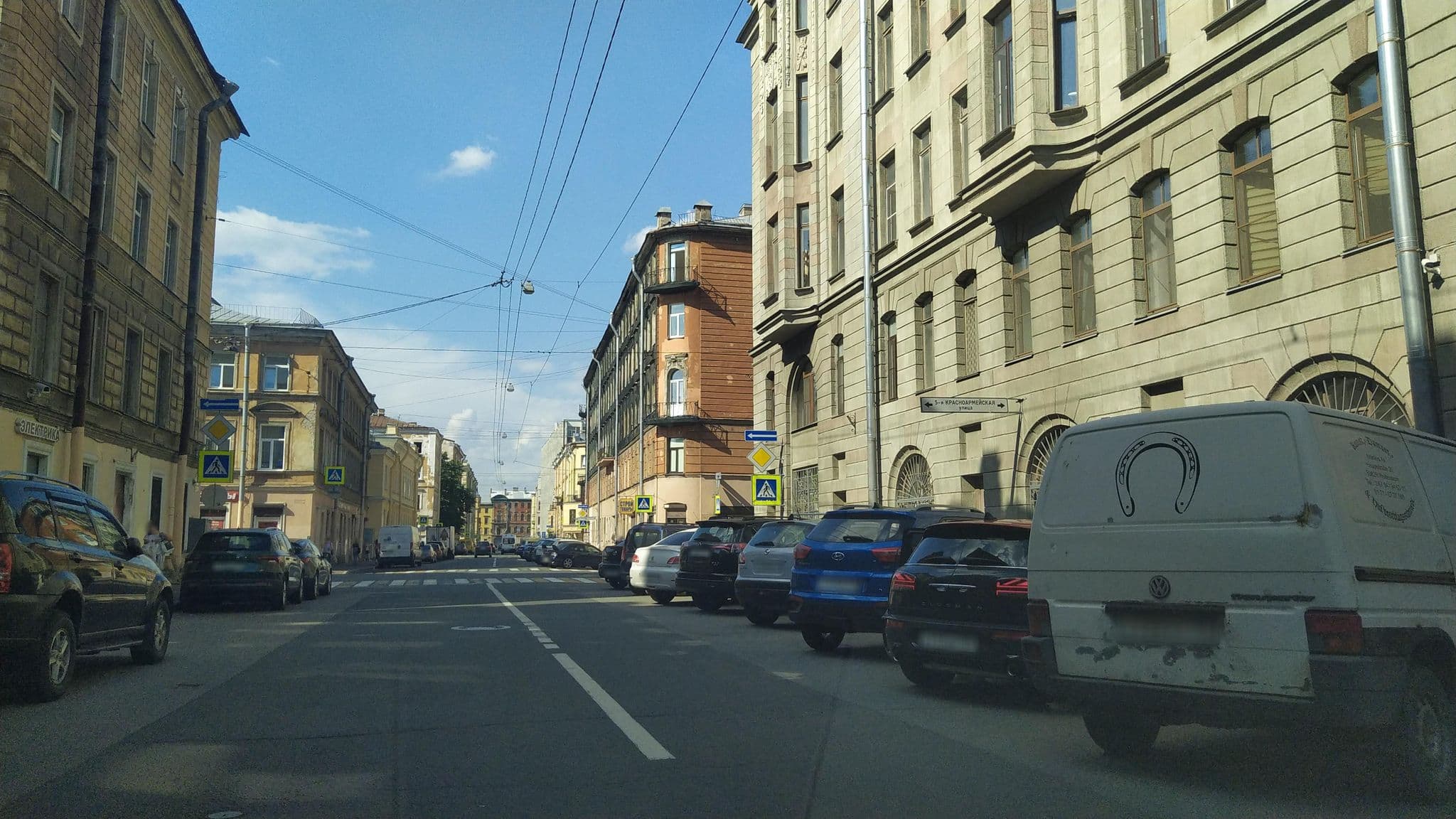 Street view near Егорова, 18, Admiralteisky — © ser9ei999 (CC BY-SA · Mapillary)