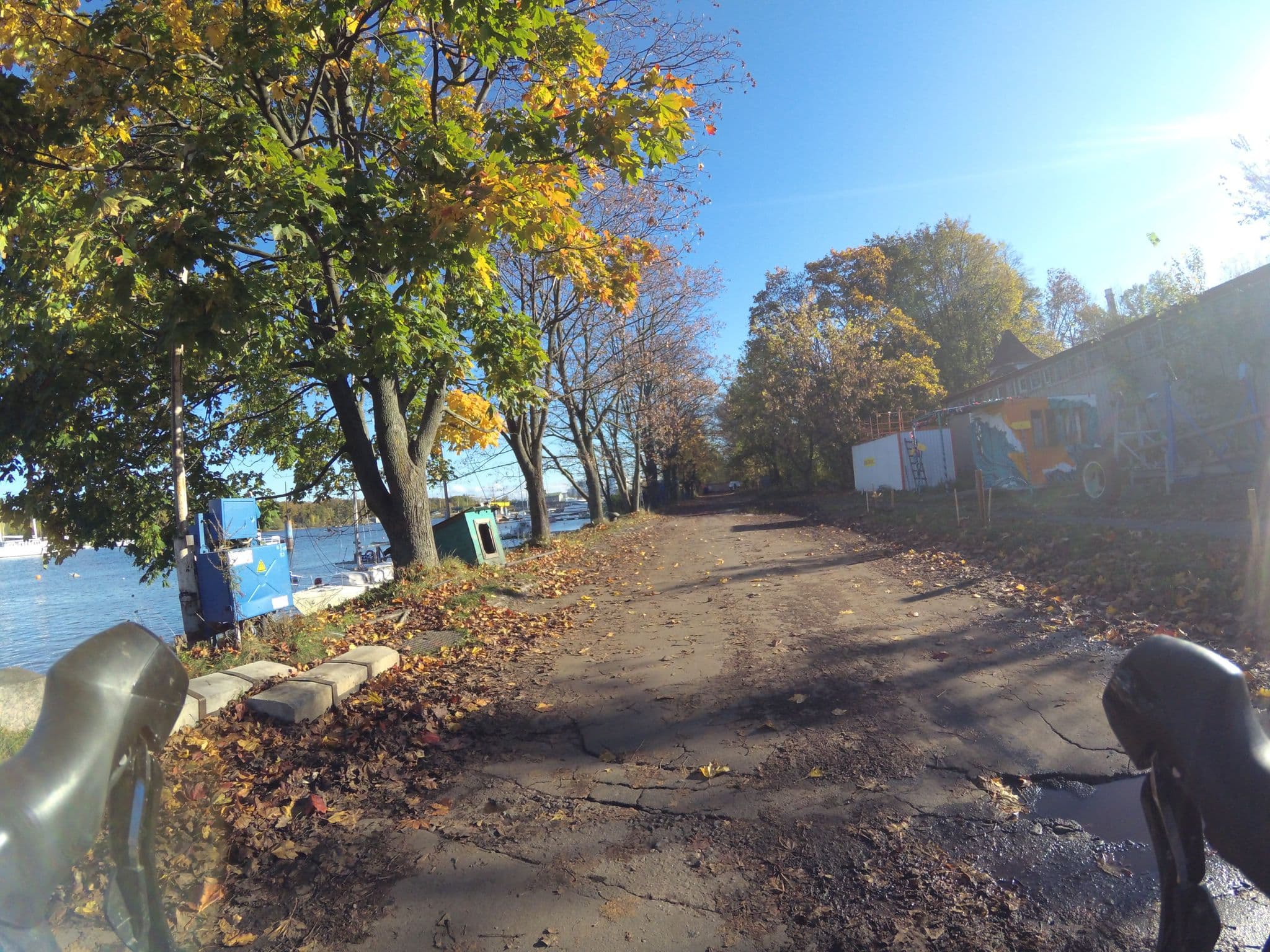 Street view near Вилла на воде, Krestovskiy ostrov — © u105r (CC BY-SA · Mapillary)