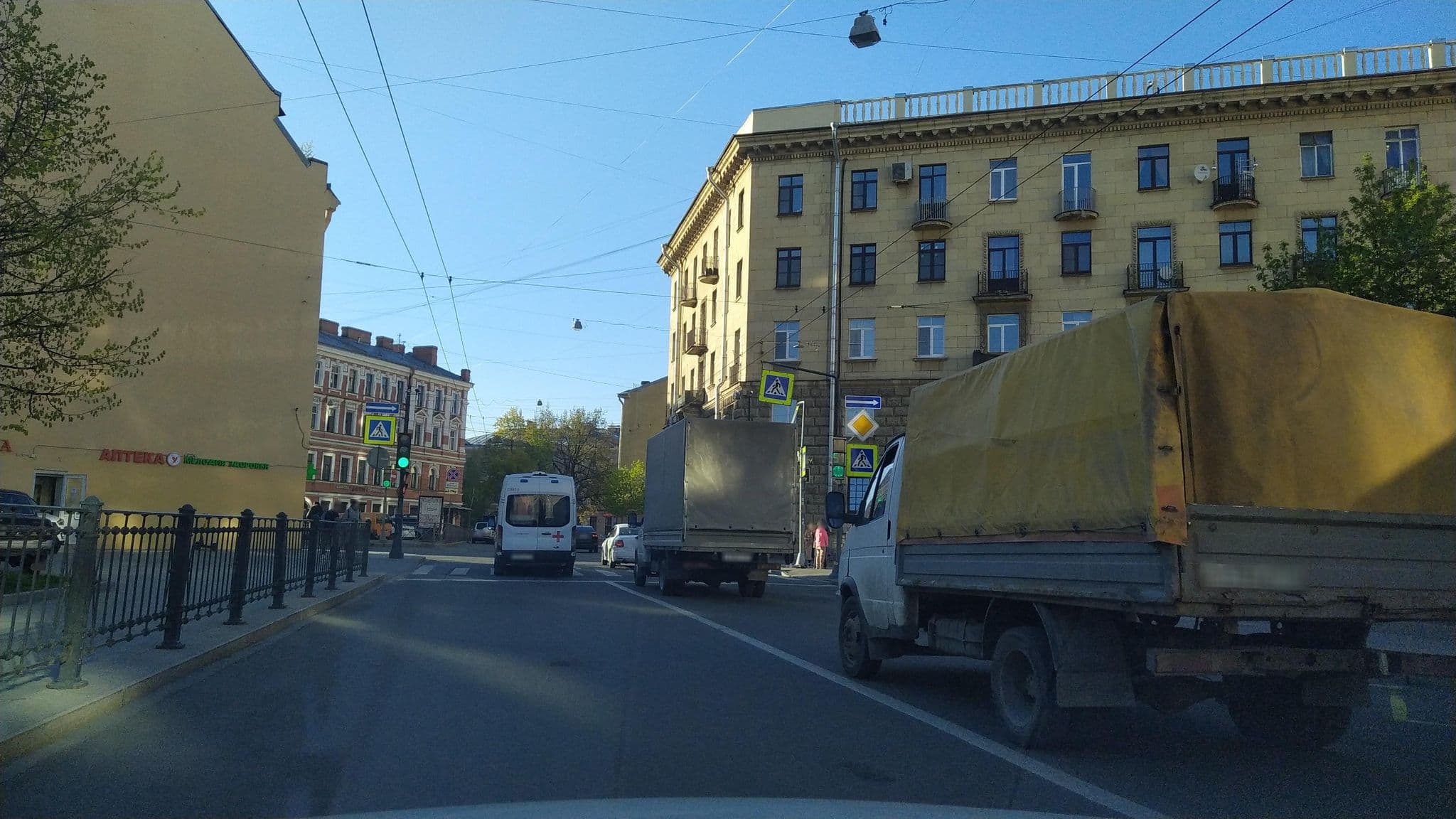 Street view near мини-отель На  Спортивной, Petrogradka — © ser9ei999 (CC BY-SA · Mapillary)
