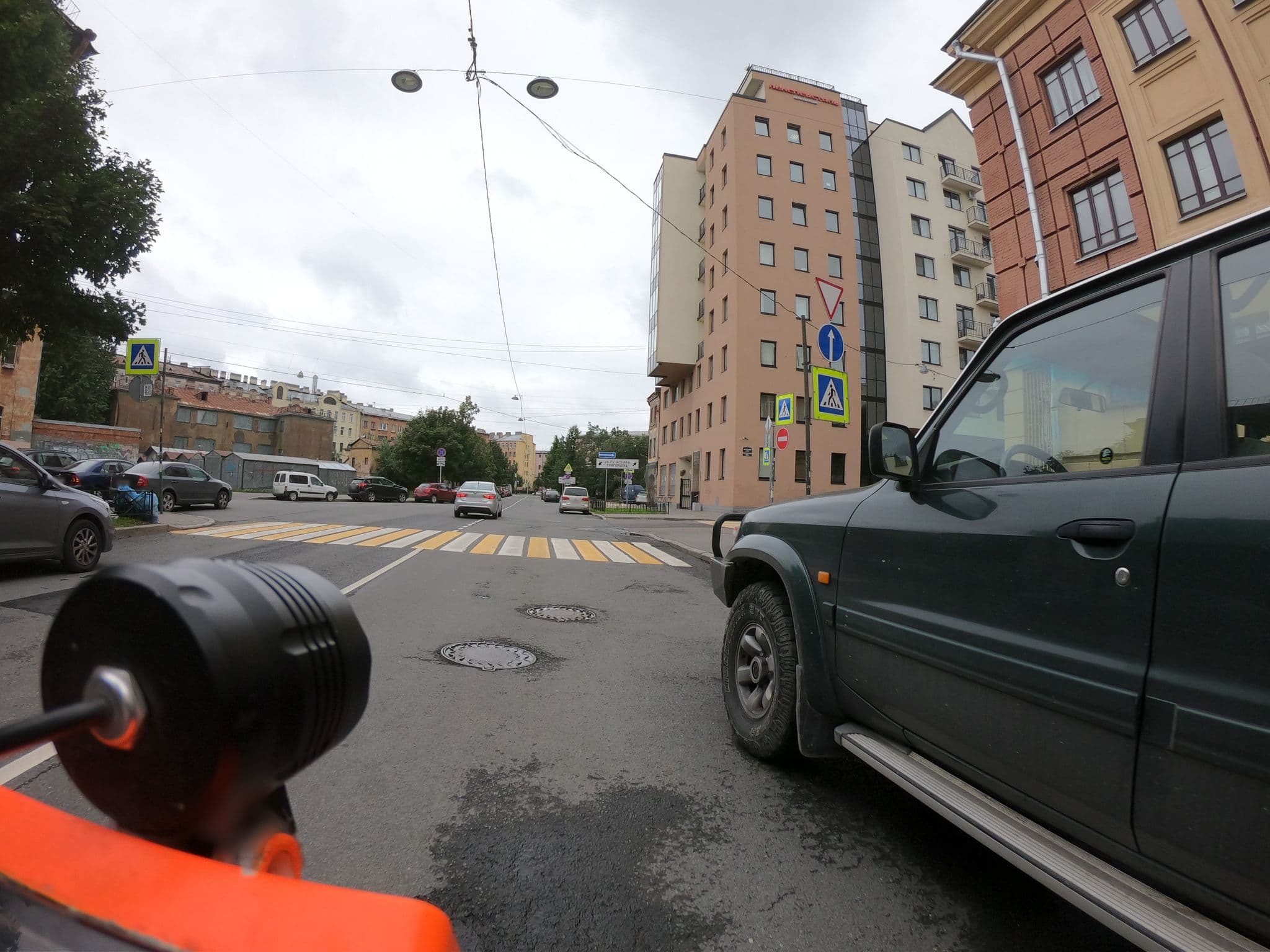 Street view near Aquarius Hotel, Centralniy — © GaMiKo (CC BY-SA · Mapillary)