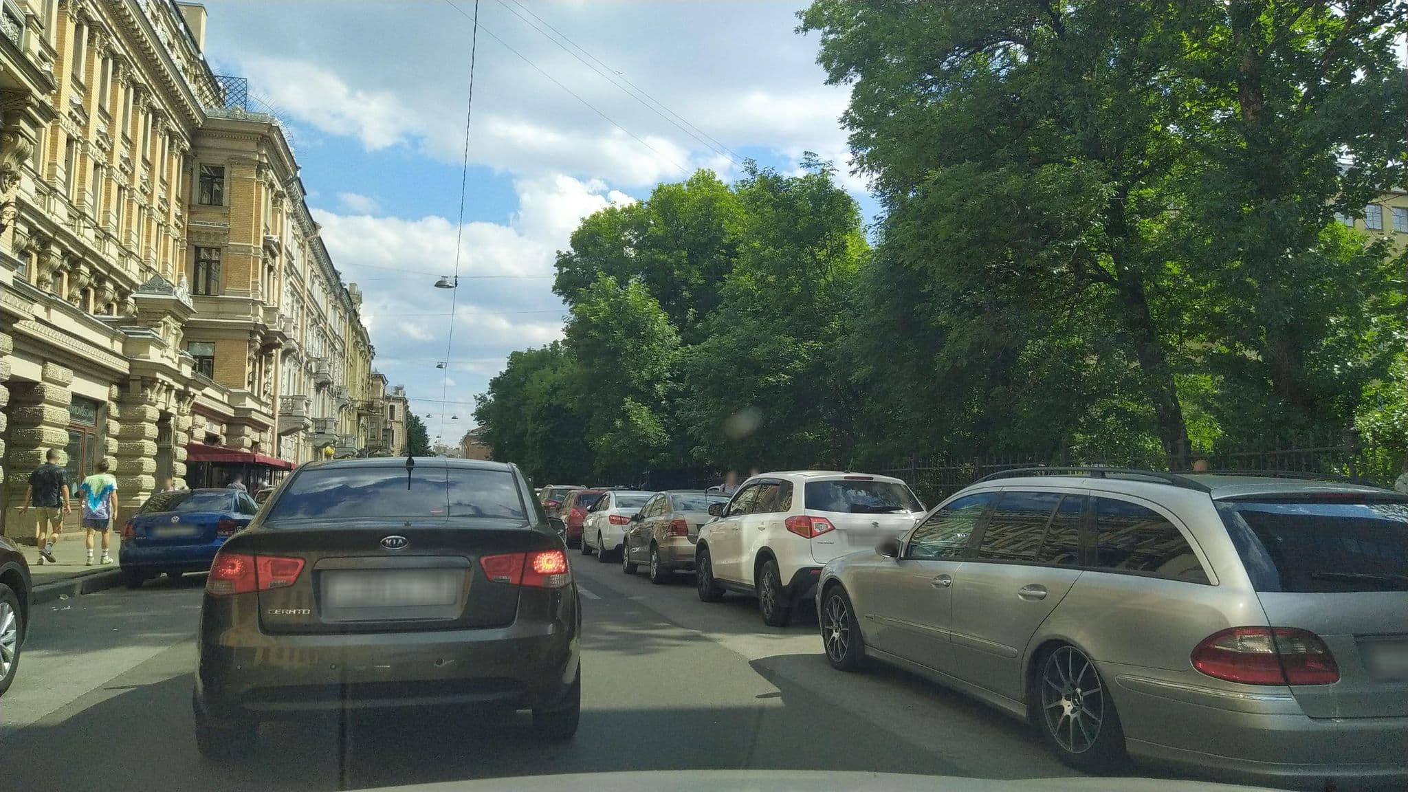 Street view near Бельэтаж, Centralniy — © ser9ei999 (CC BY-SA · Mapillary)