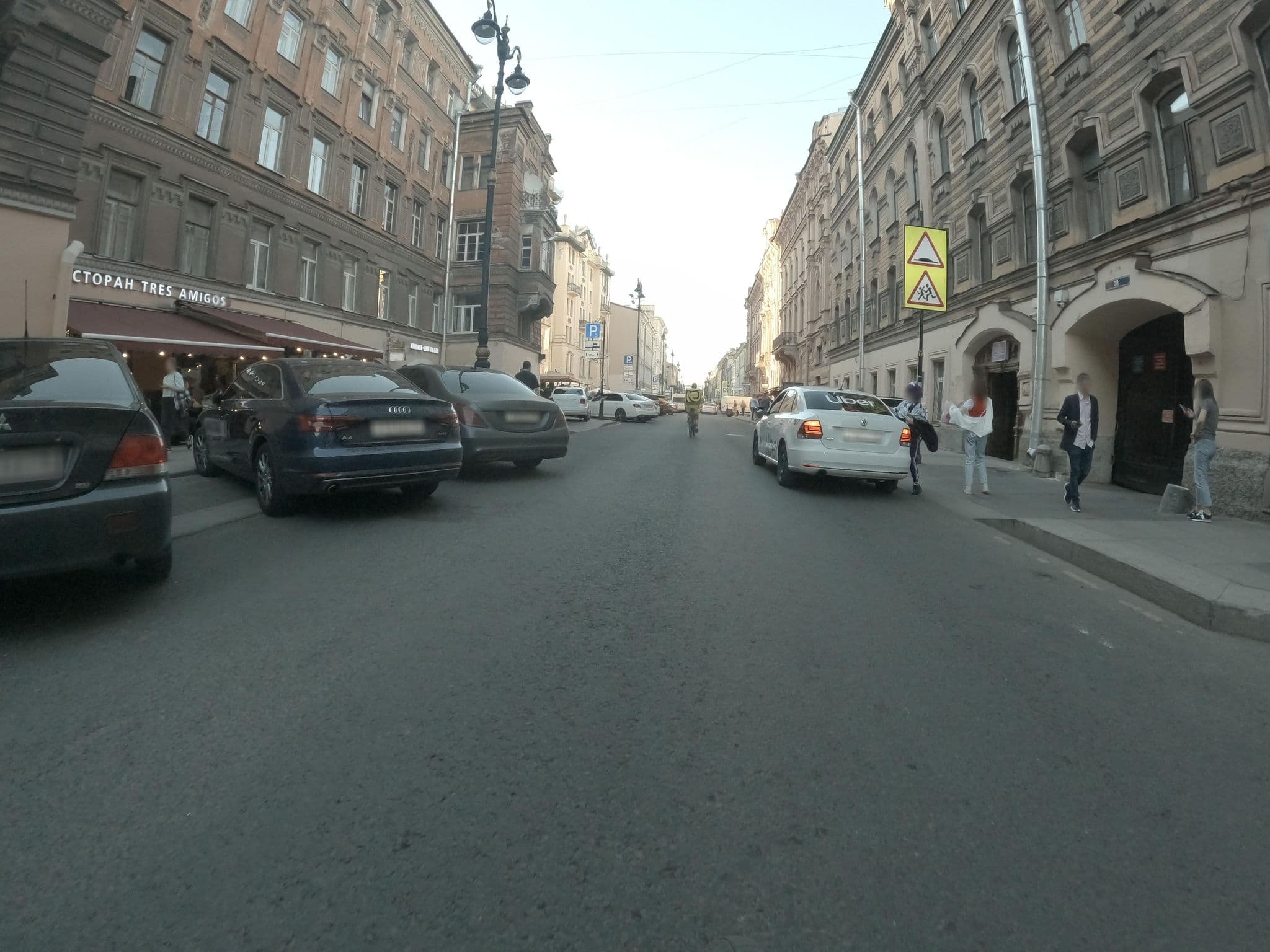 Street view near Эконом-отель Пилау /Economy Hotel Pilau, Centralniy — © GaMiKo (CC BY-SA · Mapillary)