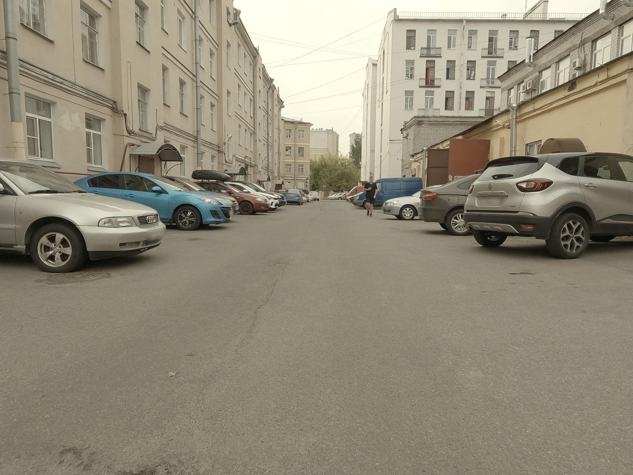 Street view near Отель «Акцент», Admiralteisky — © GaMiKo (CC BY-SA · Mapillary)