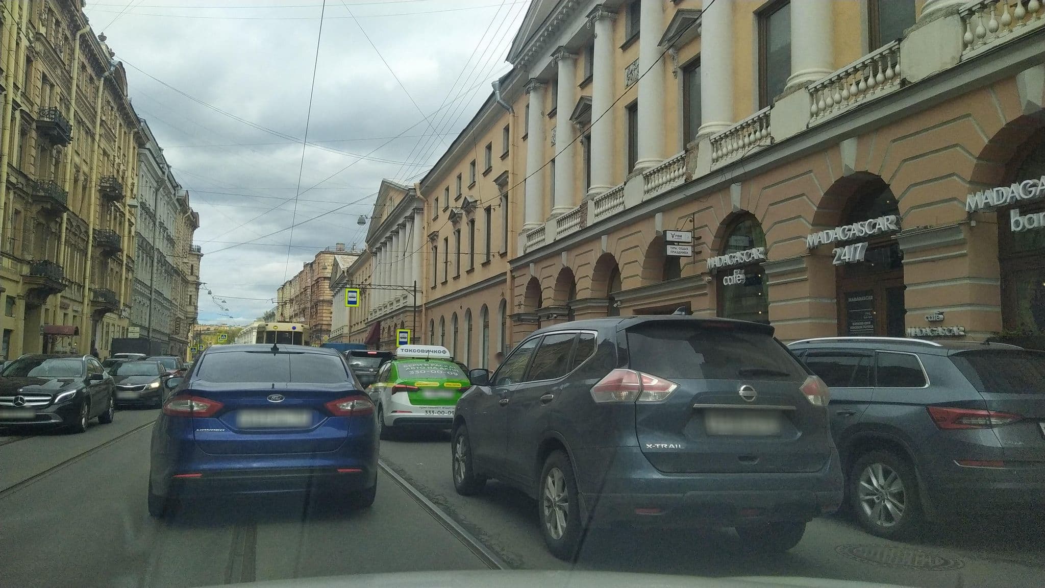 Street view near Saint Petersburg BaseCamp, Saint Petersburg — © ser9ei999 (CC BY-SA · Mapillary)
