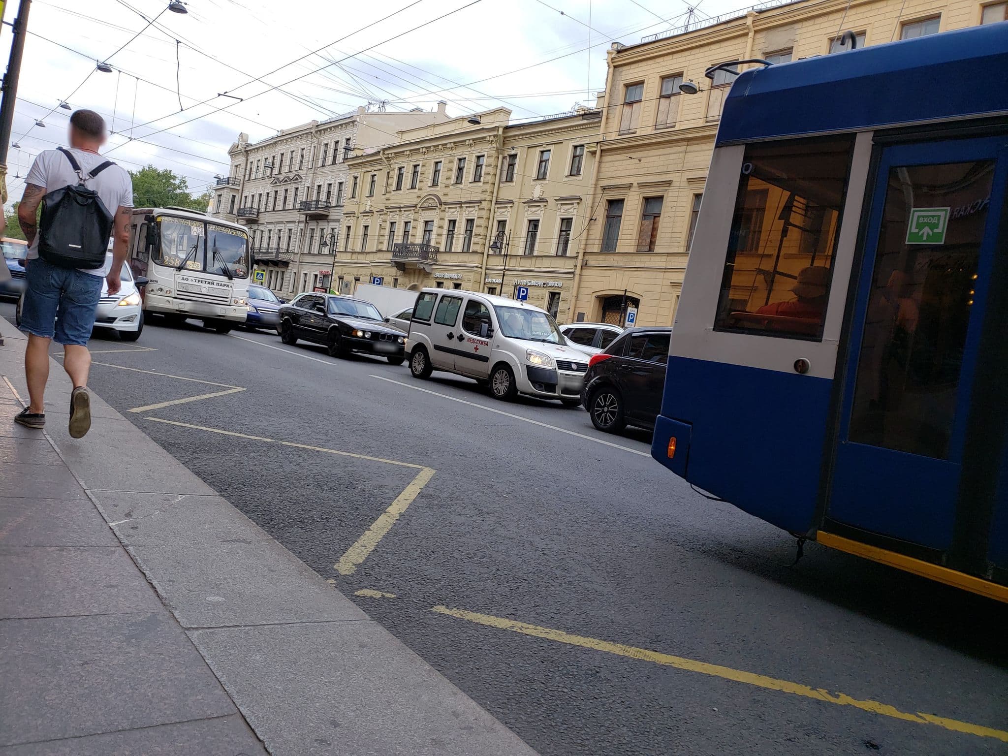 Street view near Друзья на Литейном, Centralniy — © mapfool (CC BY-SA · Mapillary)