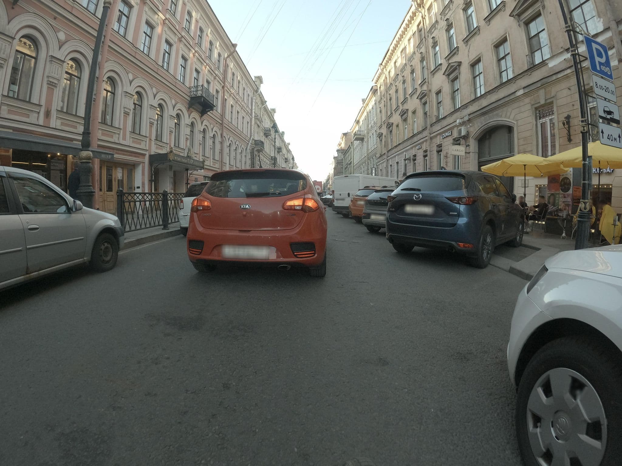 Street view near Kaleidoscope, Centralniy — © GaMiKo (CC BY-SA · Mapillary)