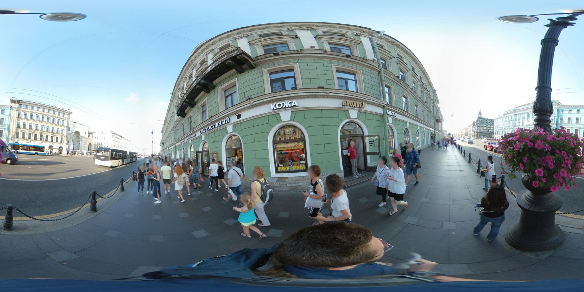 Street view near Grant Catherine Palace Hotel, Saint Petersburg — © vlivyur (CC BY-SA · Mapillary)