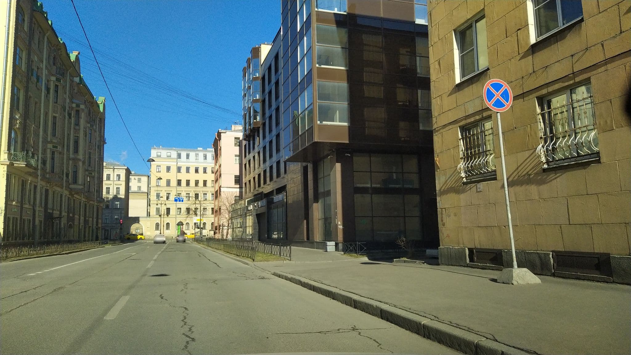 Street view near jeantol', Centralniy — © ser9ei999 (CC BY-SA · Mapillary)