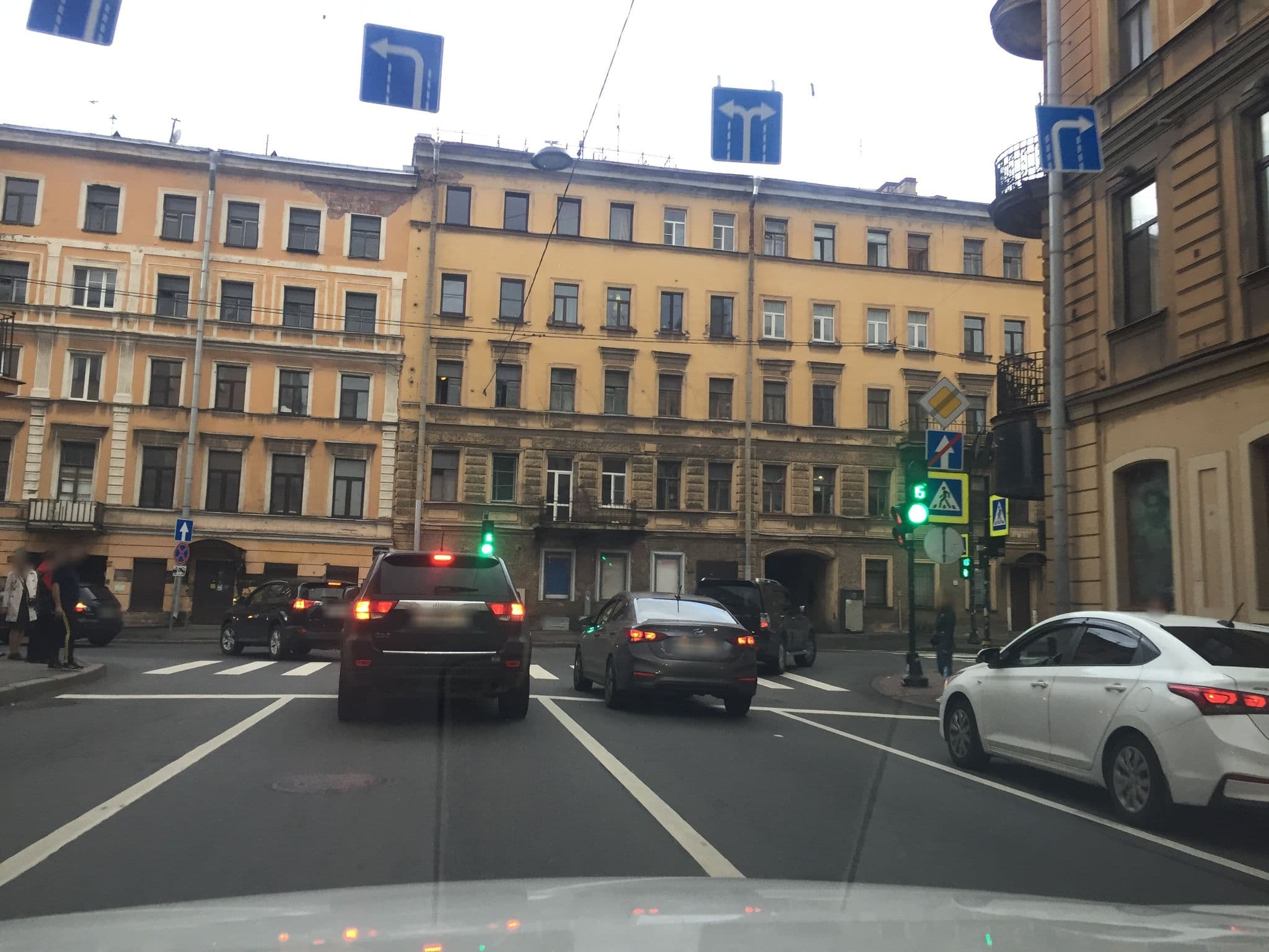 Street view near SuperHostel / Суперхостел, Centralniy — © ser9ei999 (CC BY-SA · Mapillary)