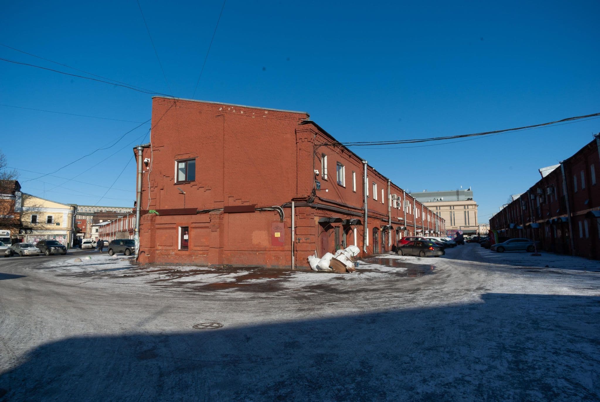 Street view near Mozaika Hostel, Centralniy — © trolleway (CC BY-SA · Mapillary)