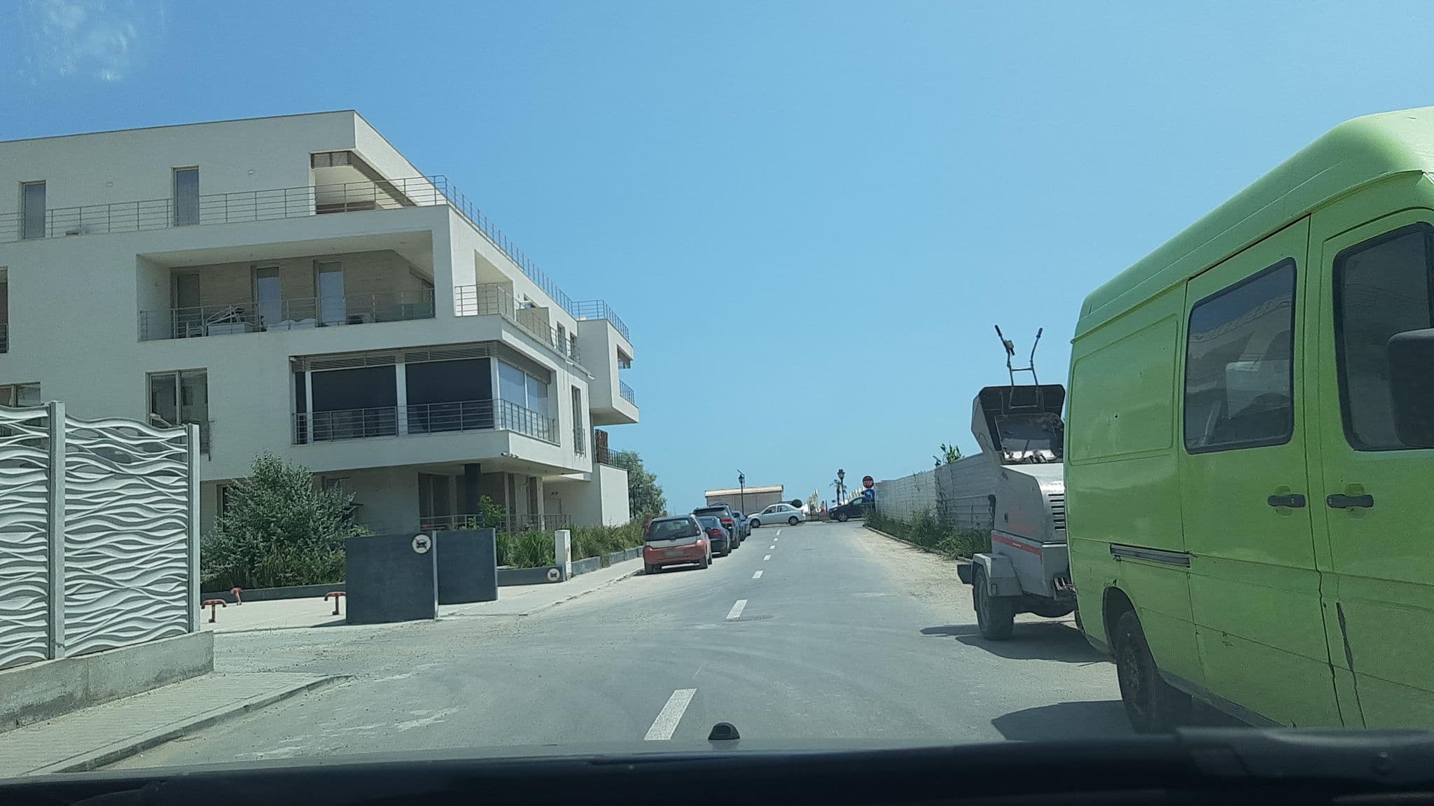 Street view near Aqua Cullinan, Mamaia-Sat — © viorel (CC BY-SA · Mapillary)