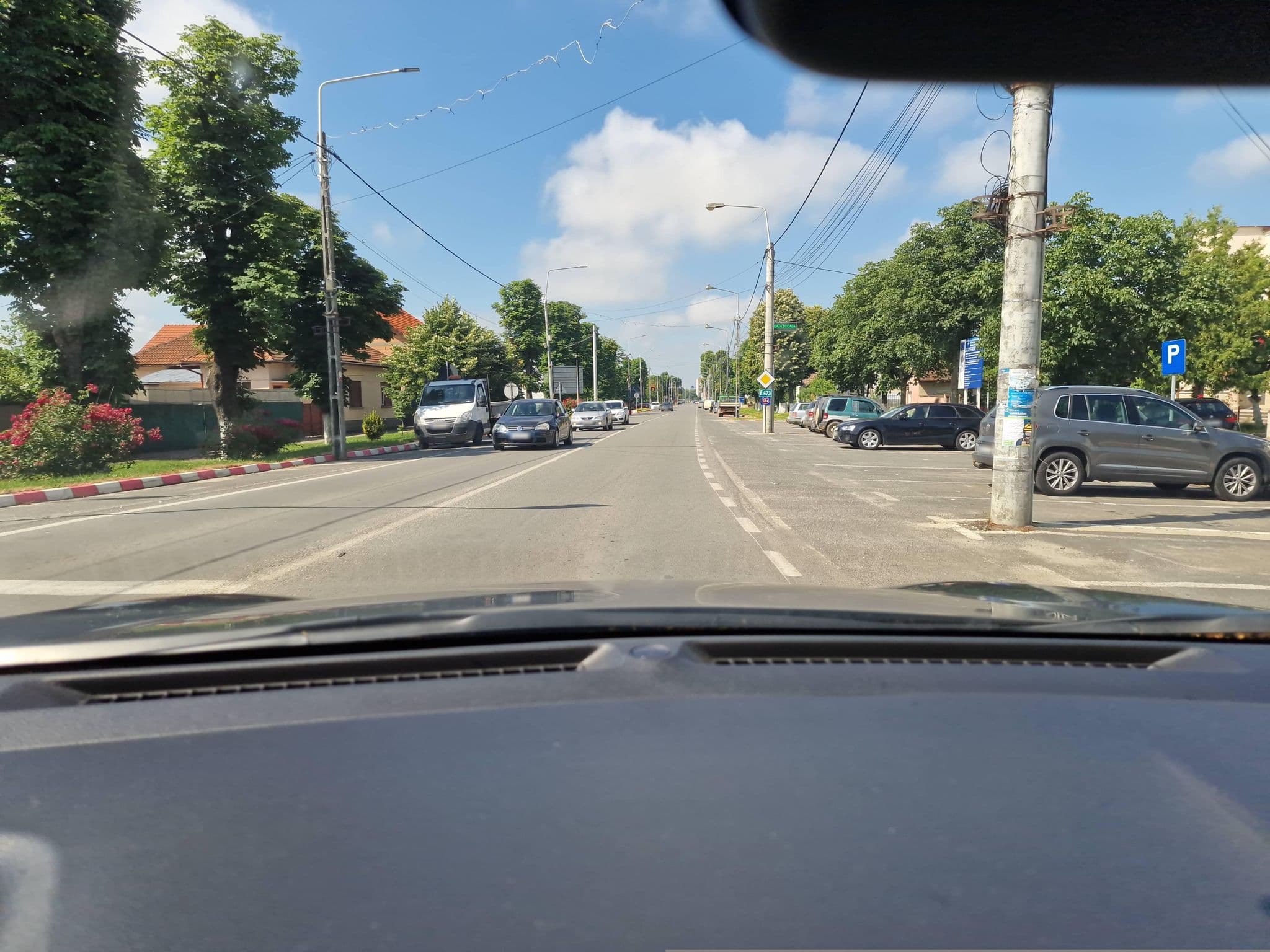 Street view near Hotel Padeșul, Făget — © renaultgt (CC BY-SA · Mapillary)