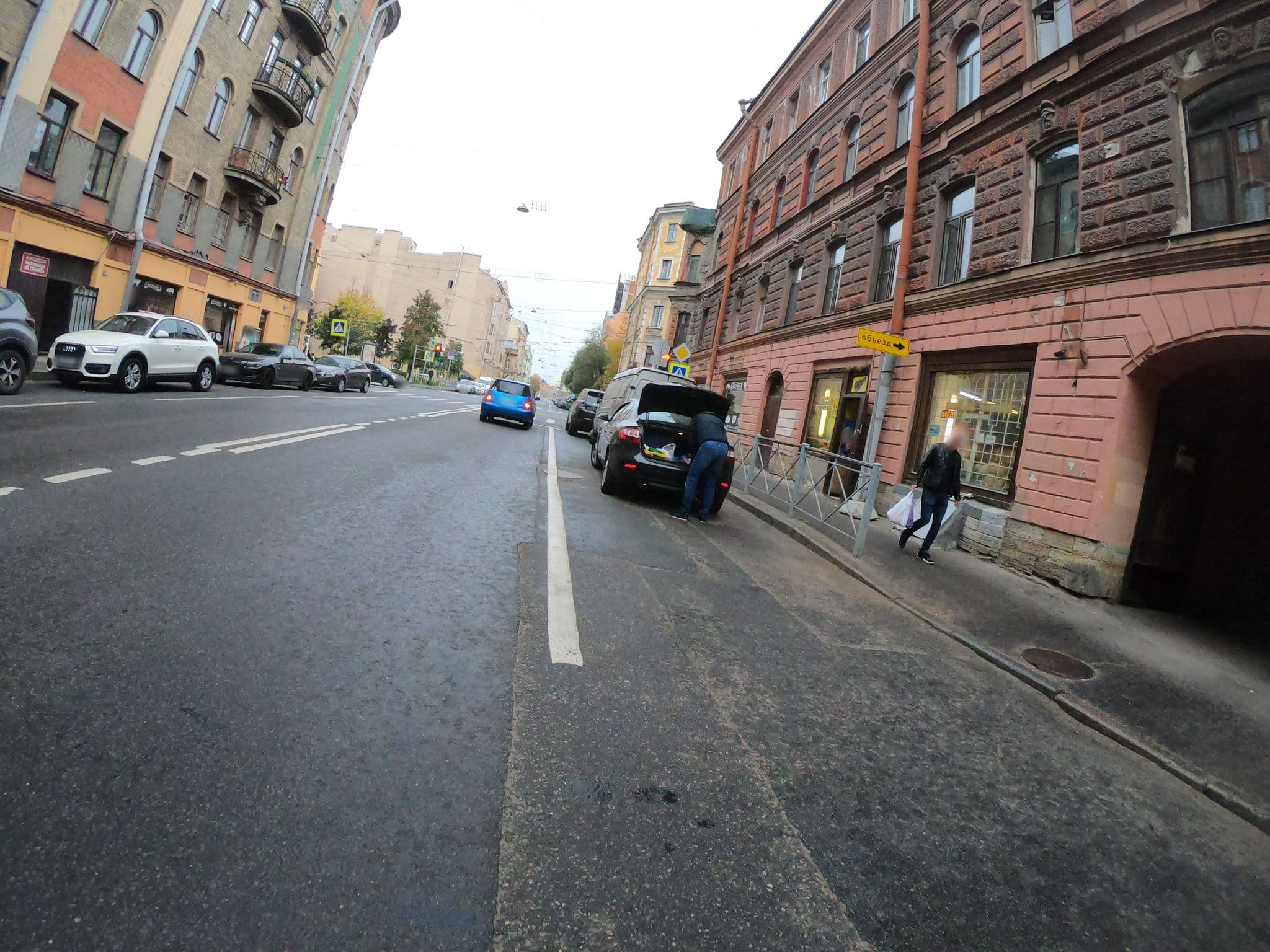 Street view near Gagarin Hostel, Centralniy — © GaMiKo (CC BY-SA · Mapillary)