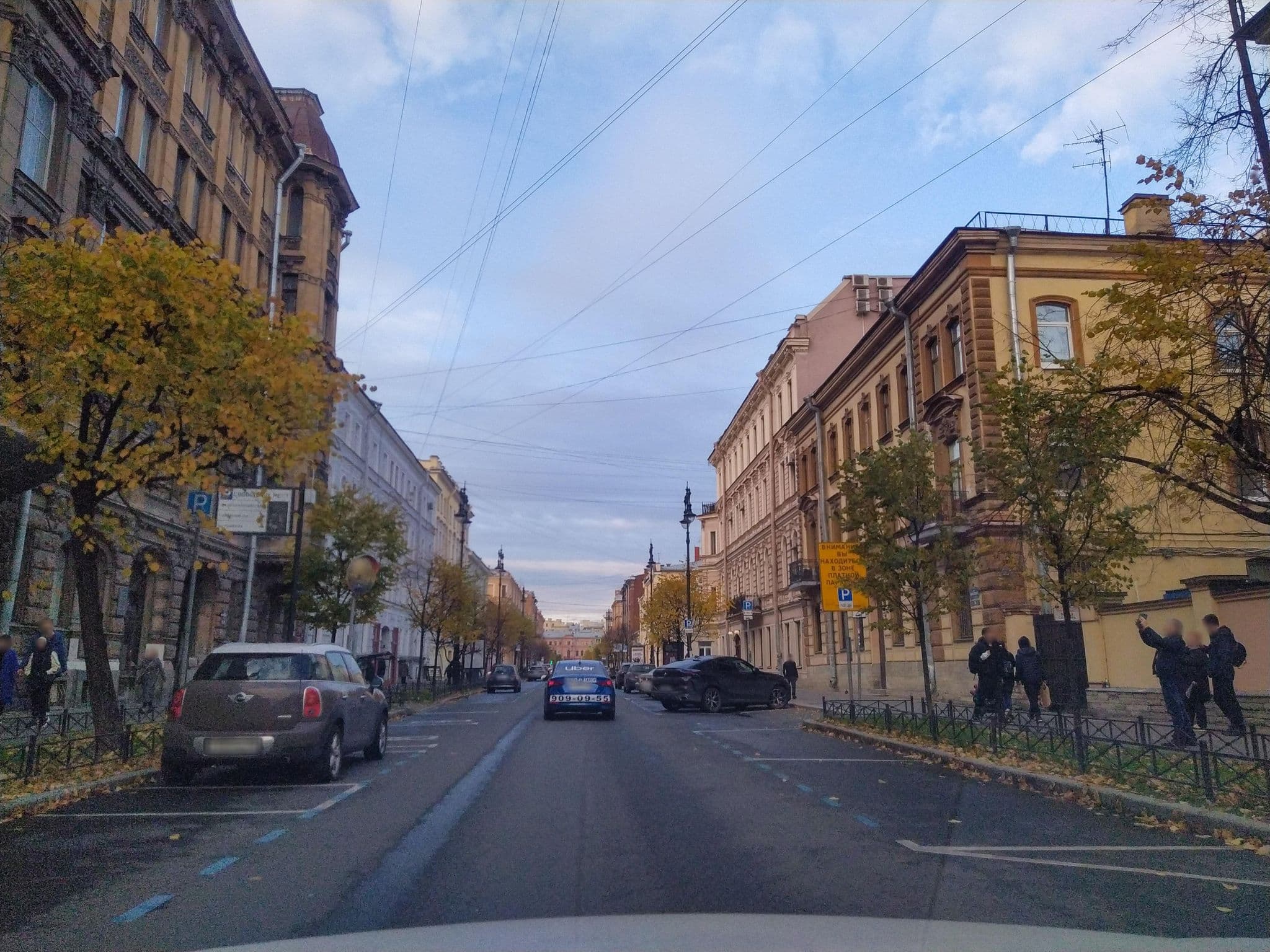 Street view near Traveller`s Palace Hostel, Centralniy — © ser9ei999 (CC BY-SA · Mapillary)