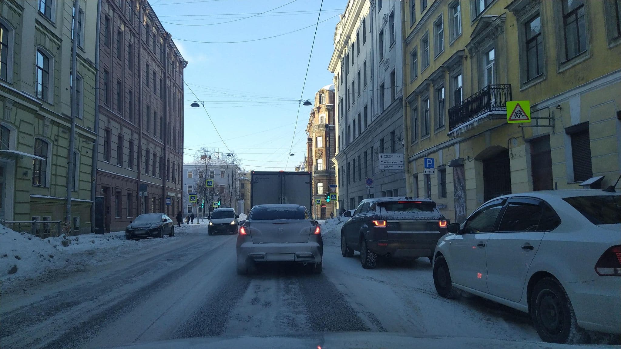 Street view near Guests Love On Mayakovskogo, Centralniy — © ser9ei999 (CC BY-SA · Mapillary)