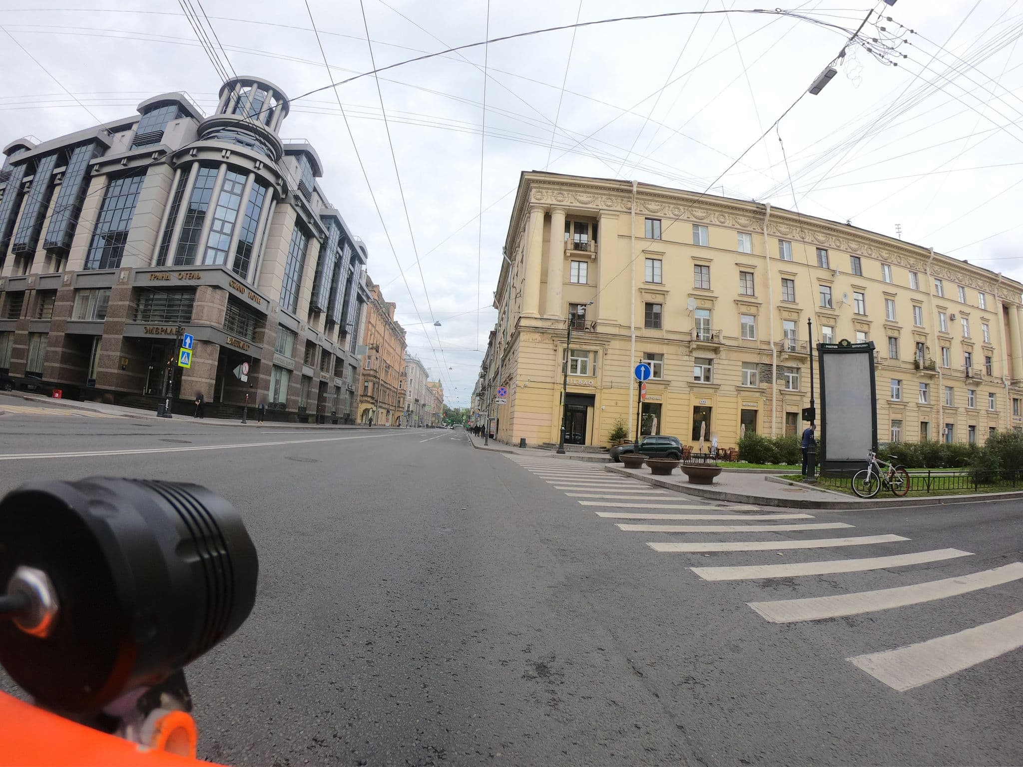 Street view near Гранд Отель Эмеральд / Grand Hotel Emerald, Centralniy — © GaMiKo (CC BY-SA · Mapillary)