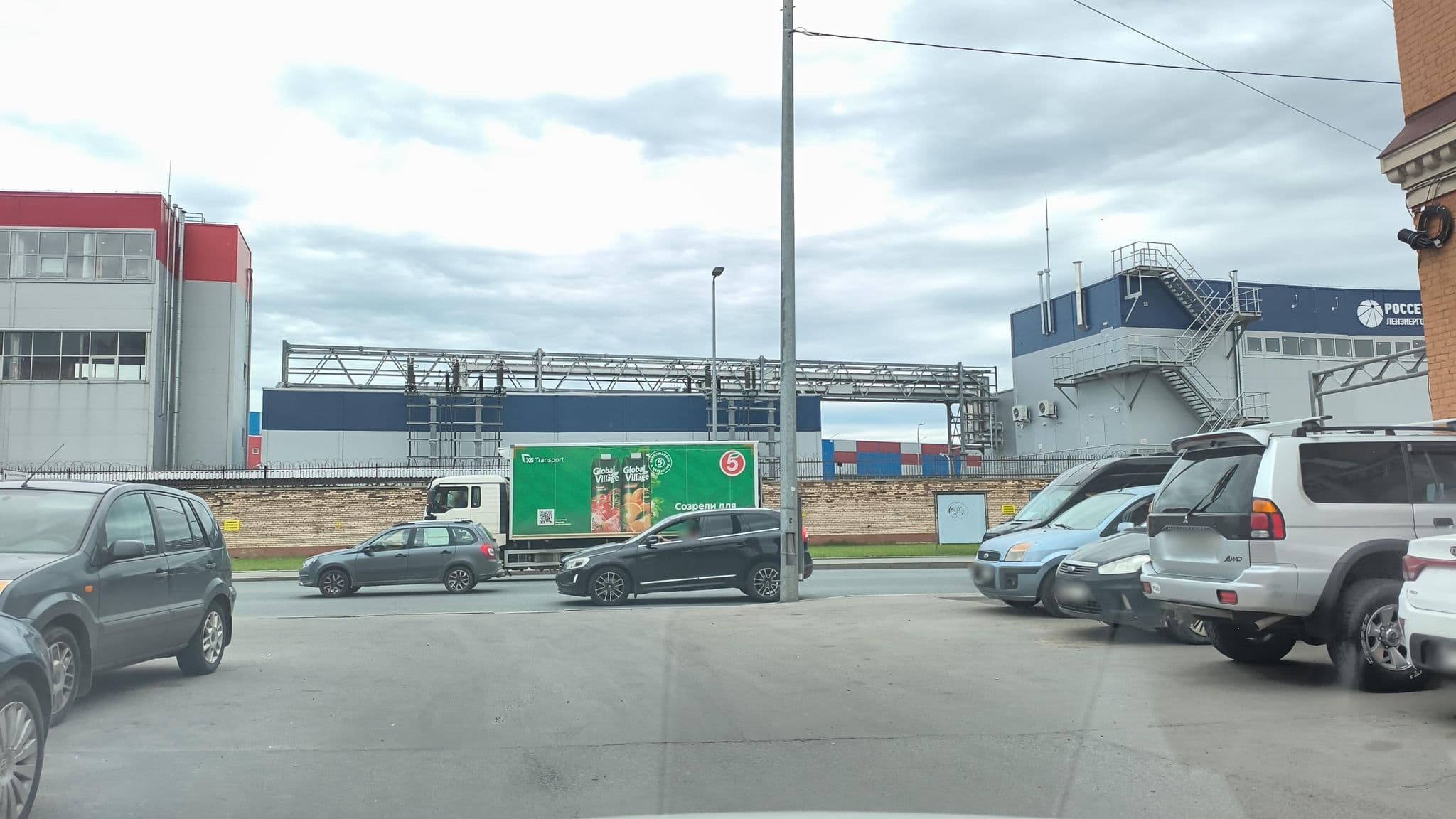Street view near Винтаж, Obukhovo — © ser9ei999 (CC BY-SA · Mapillary)