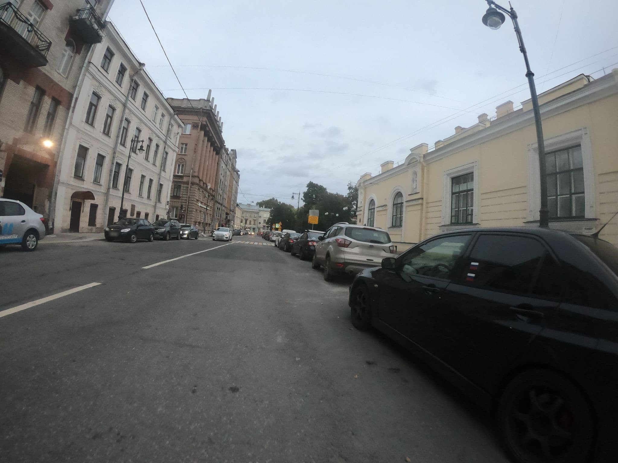 Street view near Rinaldi у Летнего сада, Saint Petersburg — © GaMiKo (CC BY-SA · Mapillary)