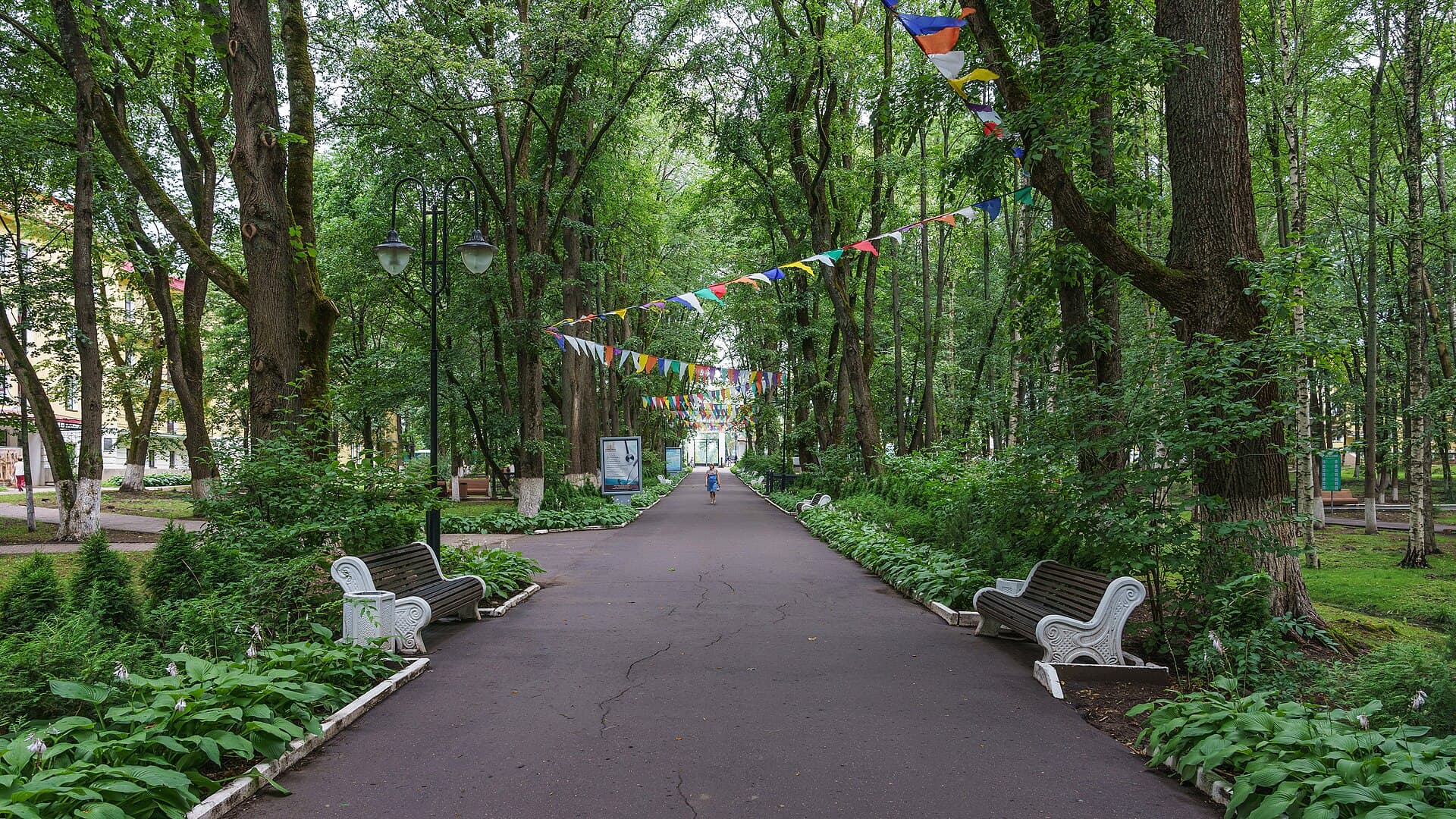 Курорт "Старая Русса" / Staraya Russa Resort (via Wikimedia Commons, FAL)