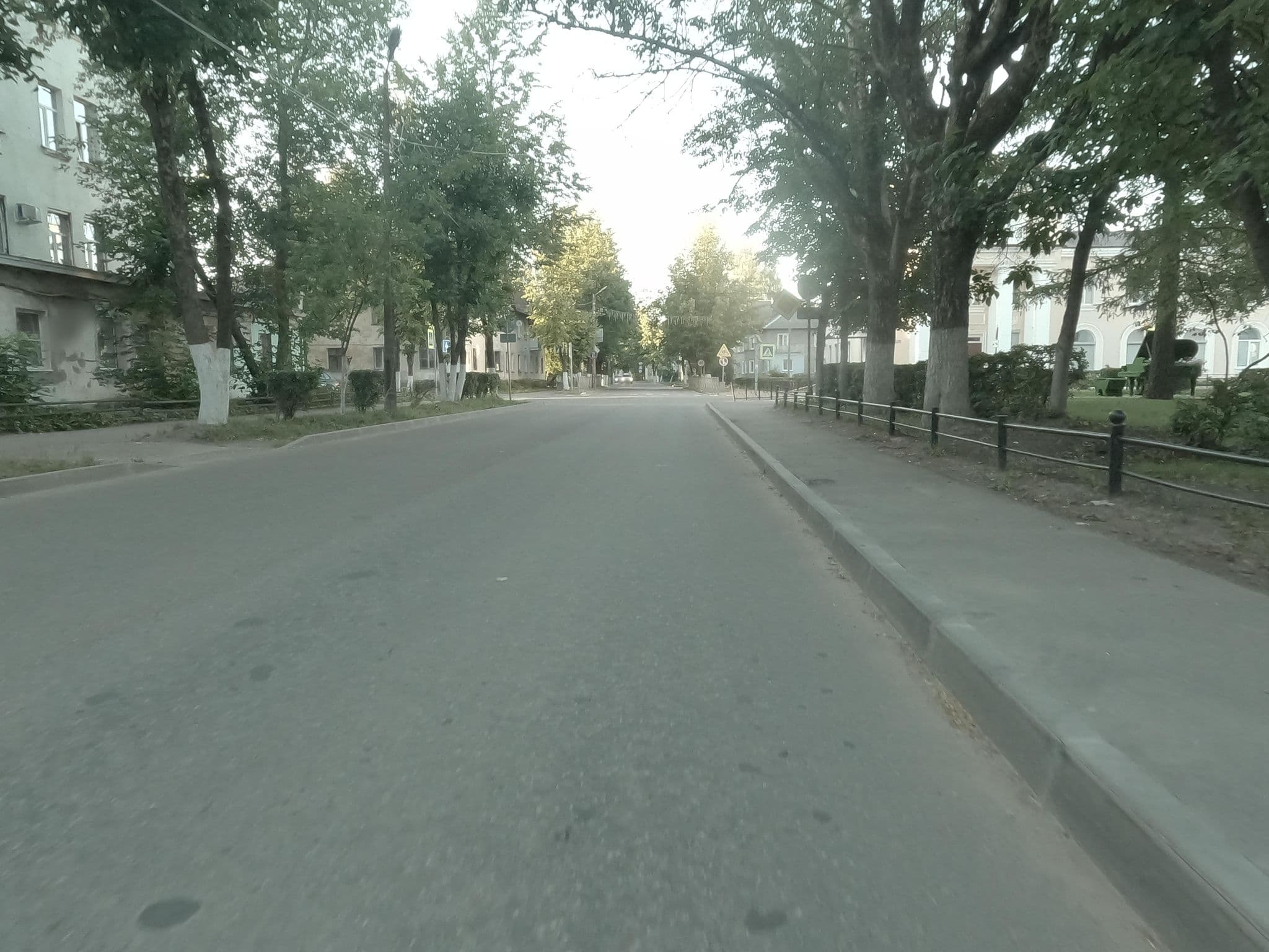 Street view near Гостиница Нева, Sinyavino — © GaMiKo (CC BY-SA · Mapillary)