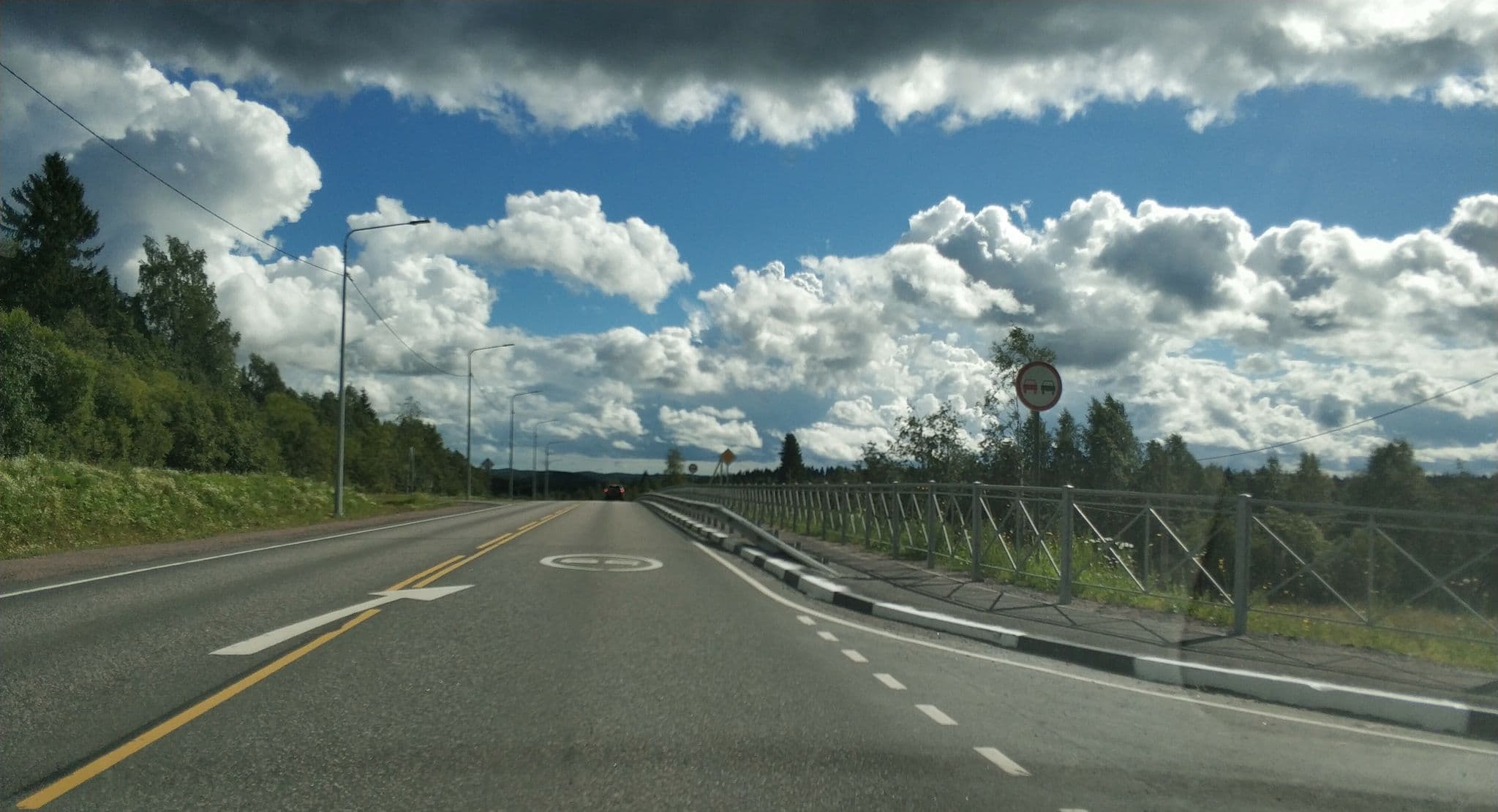 Street view near Гостевой Дом "Вента", Ruskeala — © freddouhelk (CC BY-SA · Mapillary)