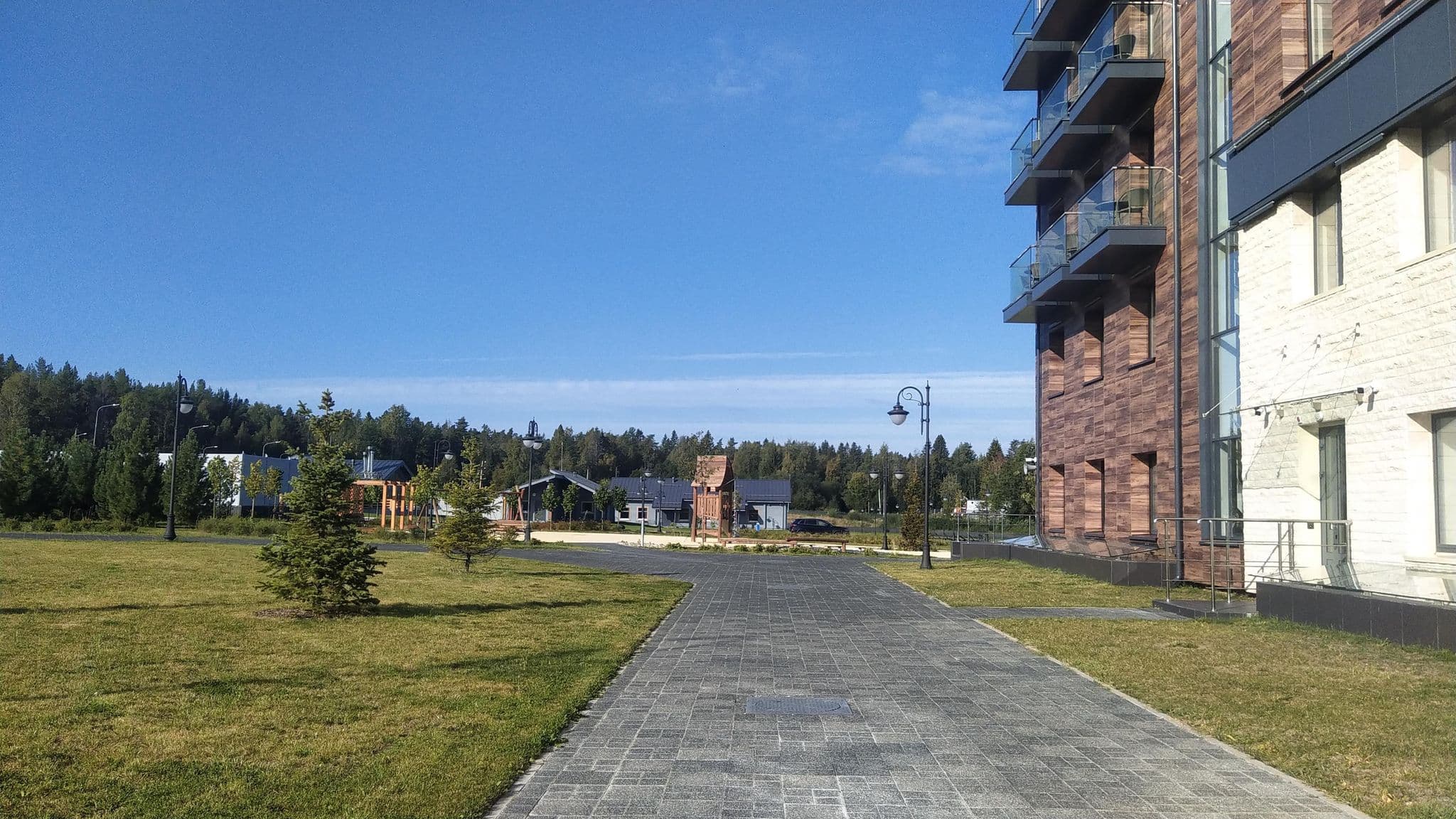 Street view near Отель Владимировский, Priozërsk — © ser9ei999 (CC BY-SA · Mapillary)