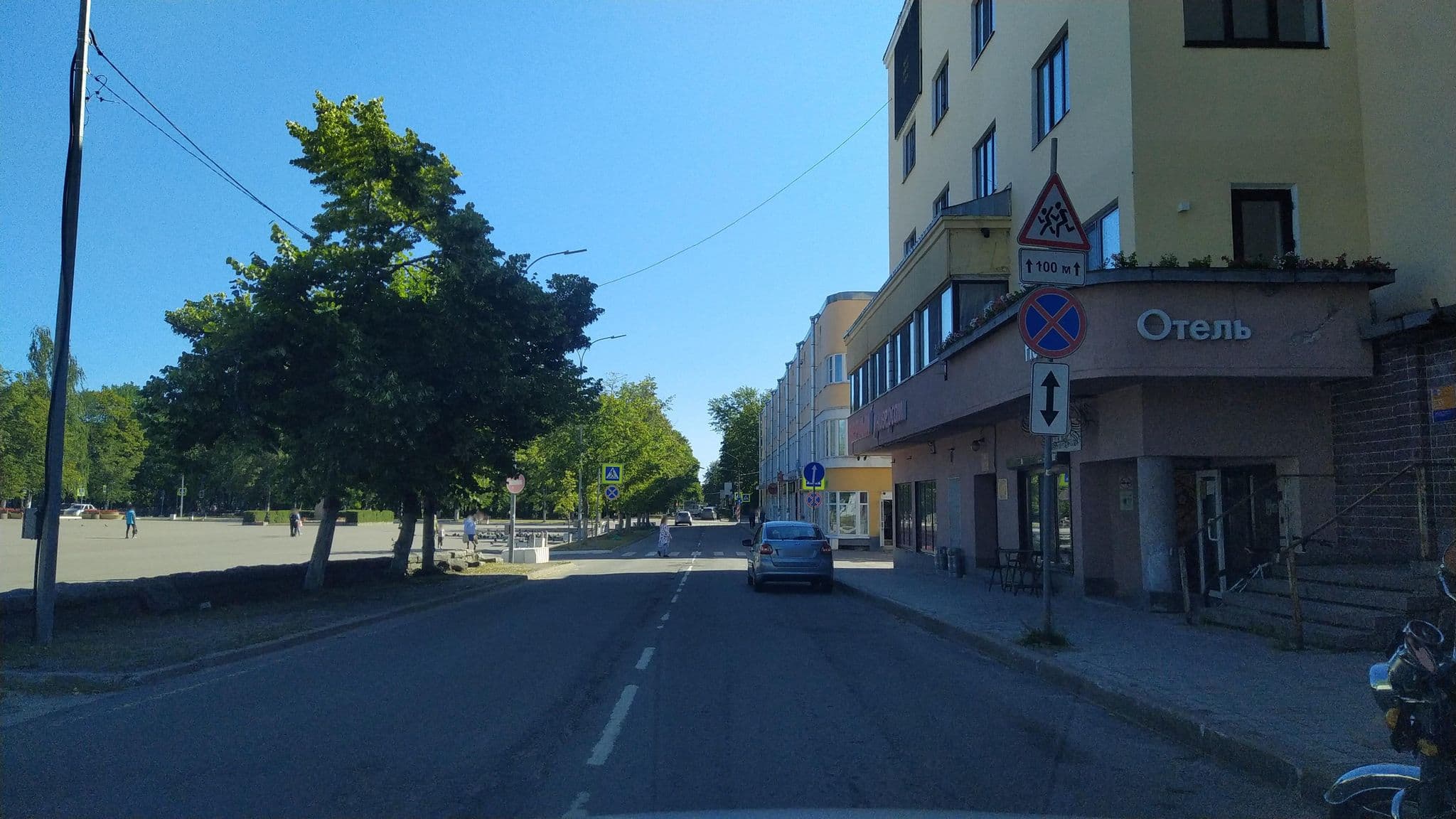 Street view near Дизайн Отель Друзья, Priozërsk — © ser9ei999 (CC BY-SA · Mapillary)