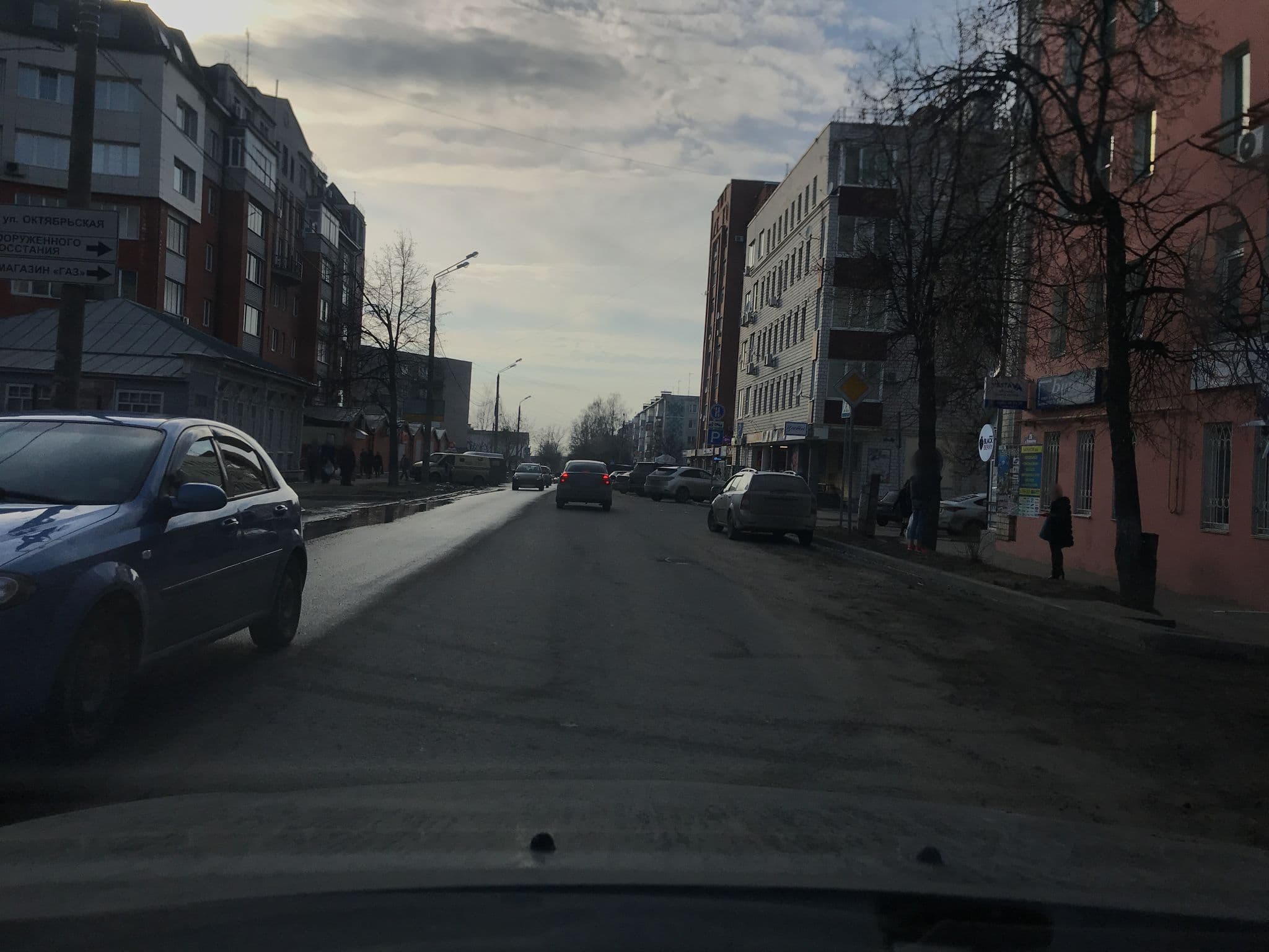 Street view near Гостиница на Дворянской, Kaluga — © betajib (CC BY-SA · Mapillary)