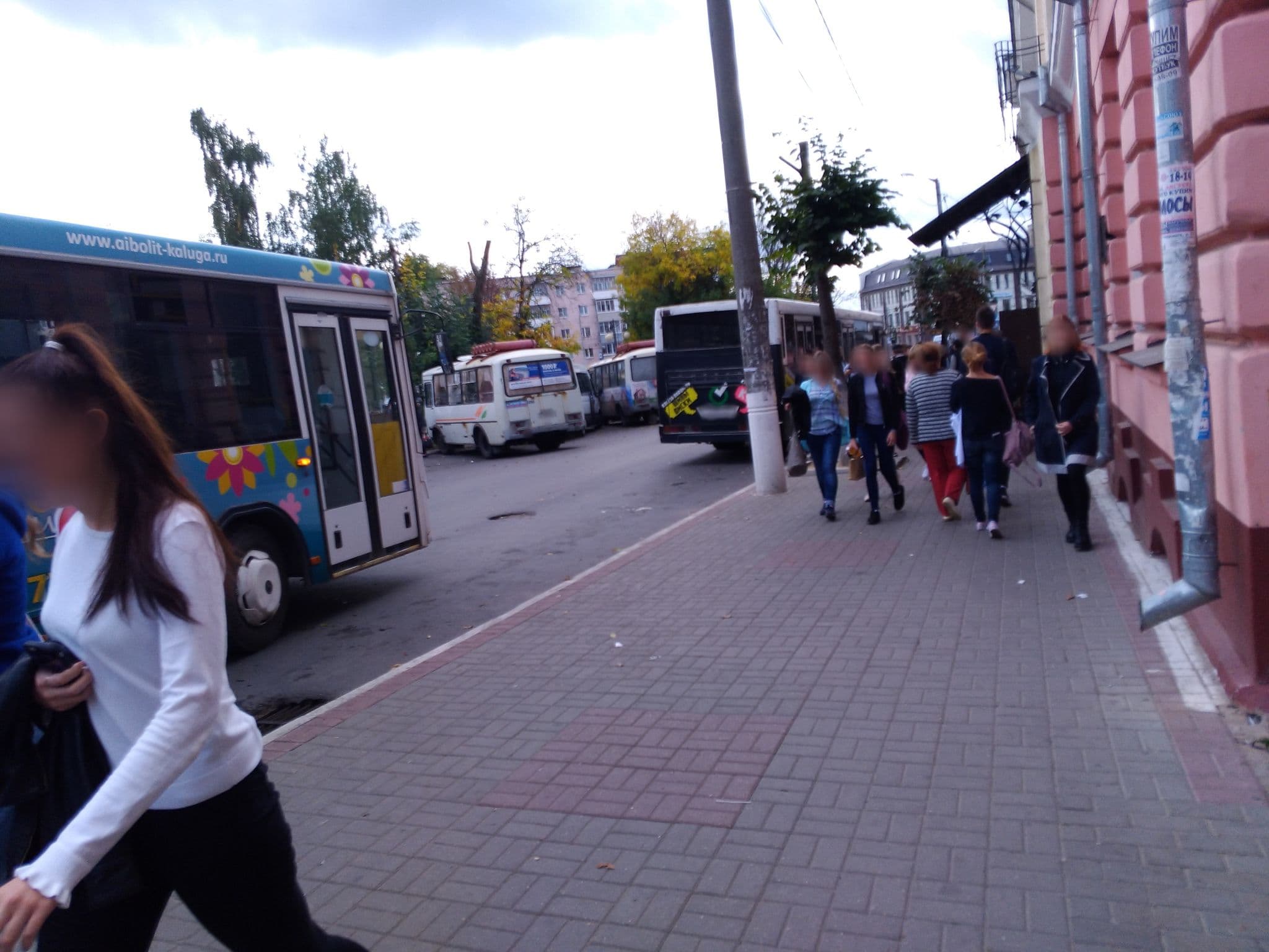 Street view near Парк Отель Калуга, Kaluga — © roman_volsu (CC BY-SA · Mapillary)