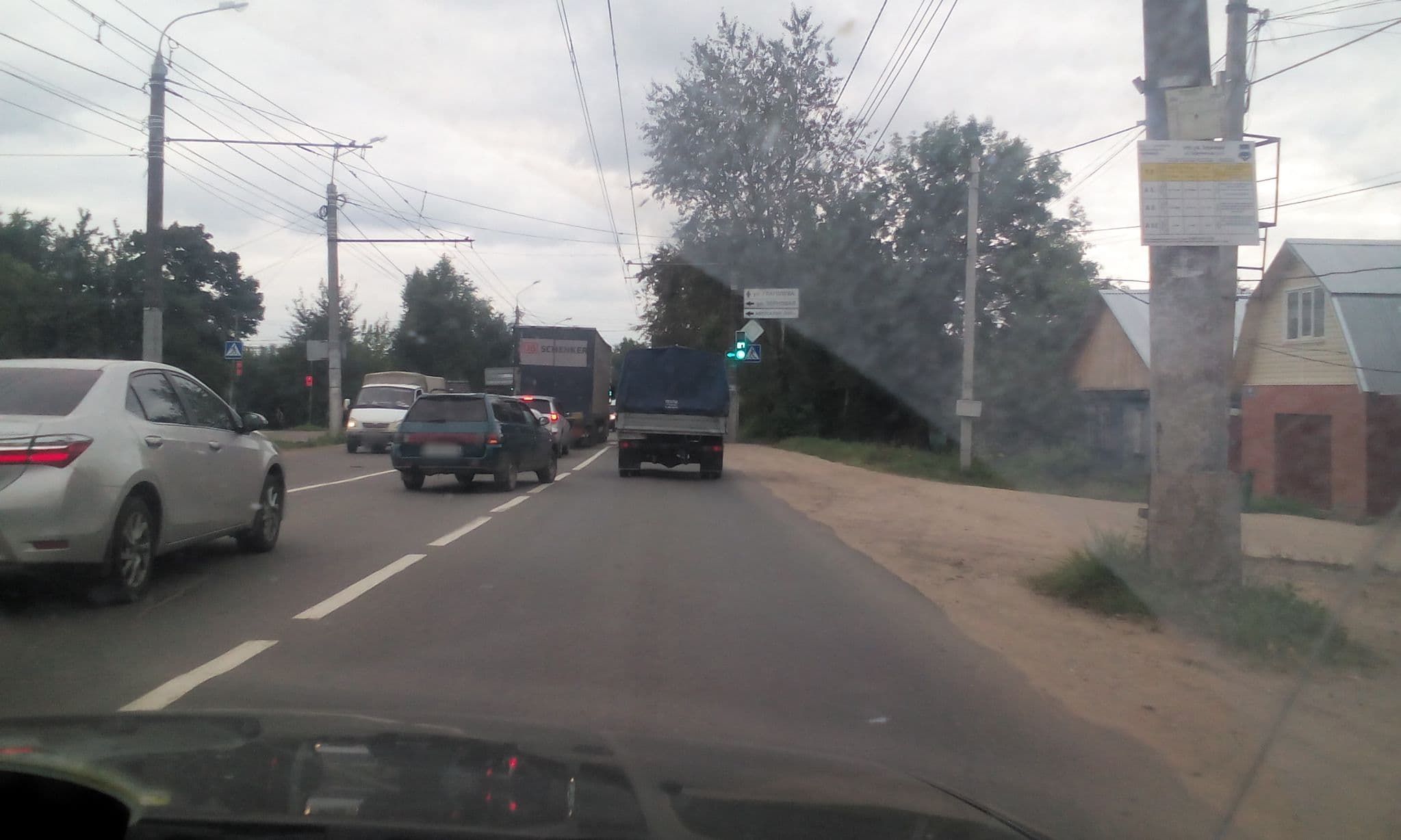 Street view near Guesthouse "Жили-Были", Kaluga — © golovastik (CC BY-SA · Mapillary)