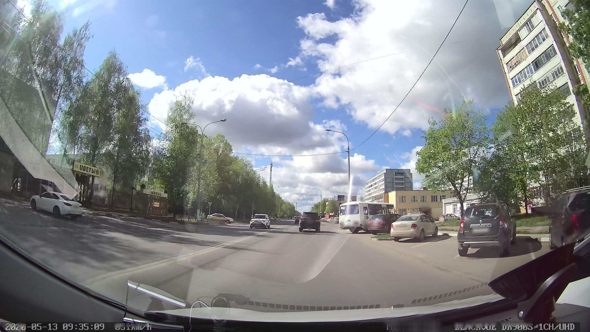 Street view near Версаль | Versailles, Obninsk — © petunder (CC BY-SA · Mapillary)