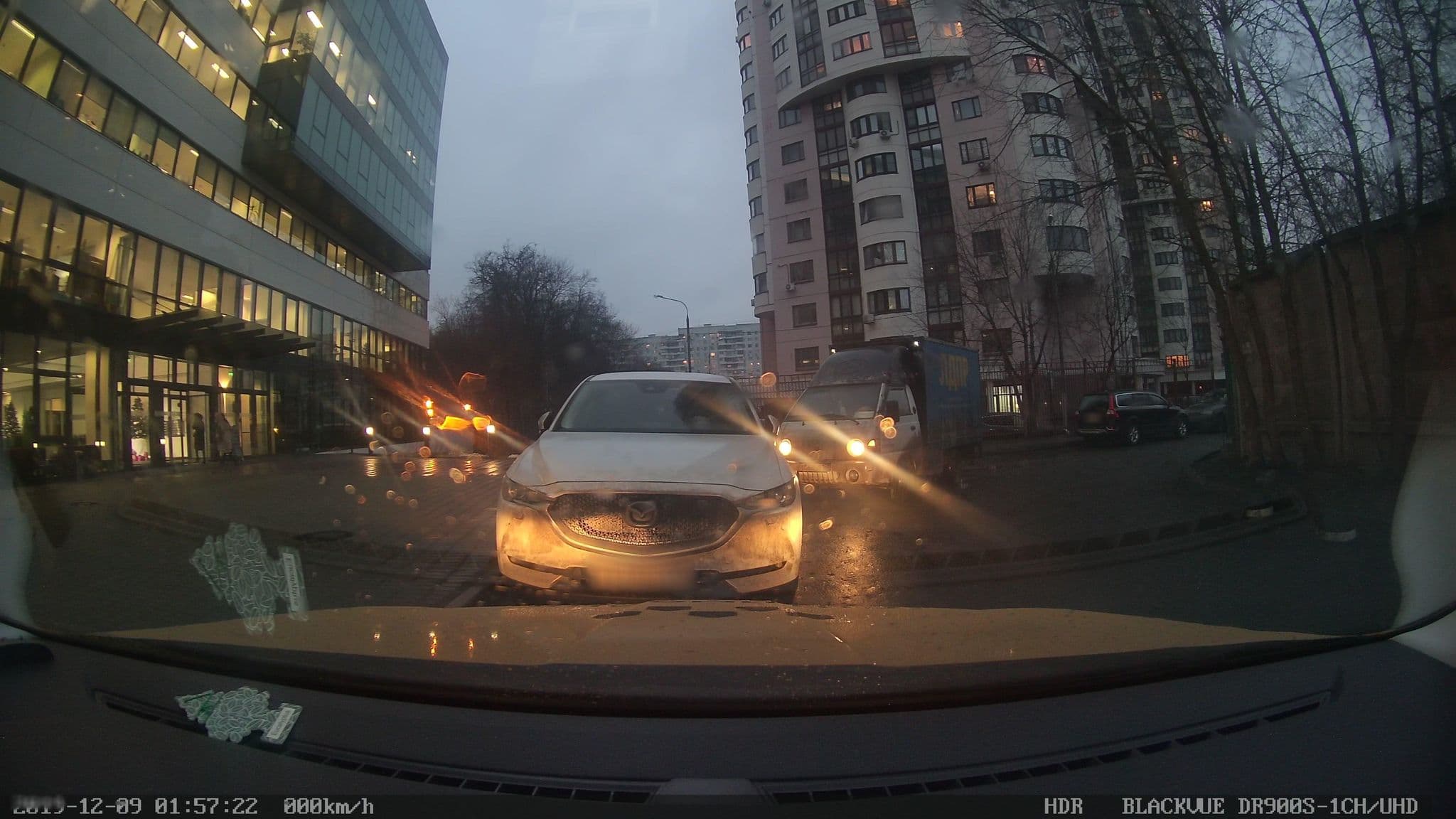 Street view near гостиница Богородское, Troparëvo — © city_admin (CC BY-SA · Mapillary)