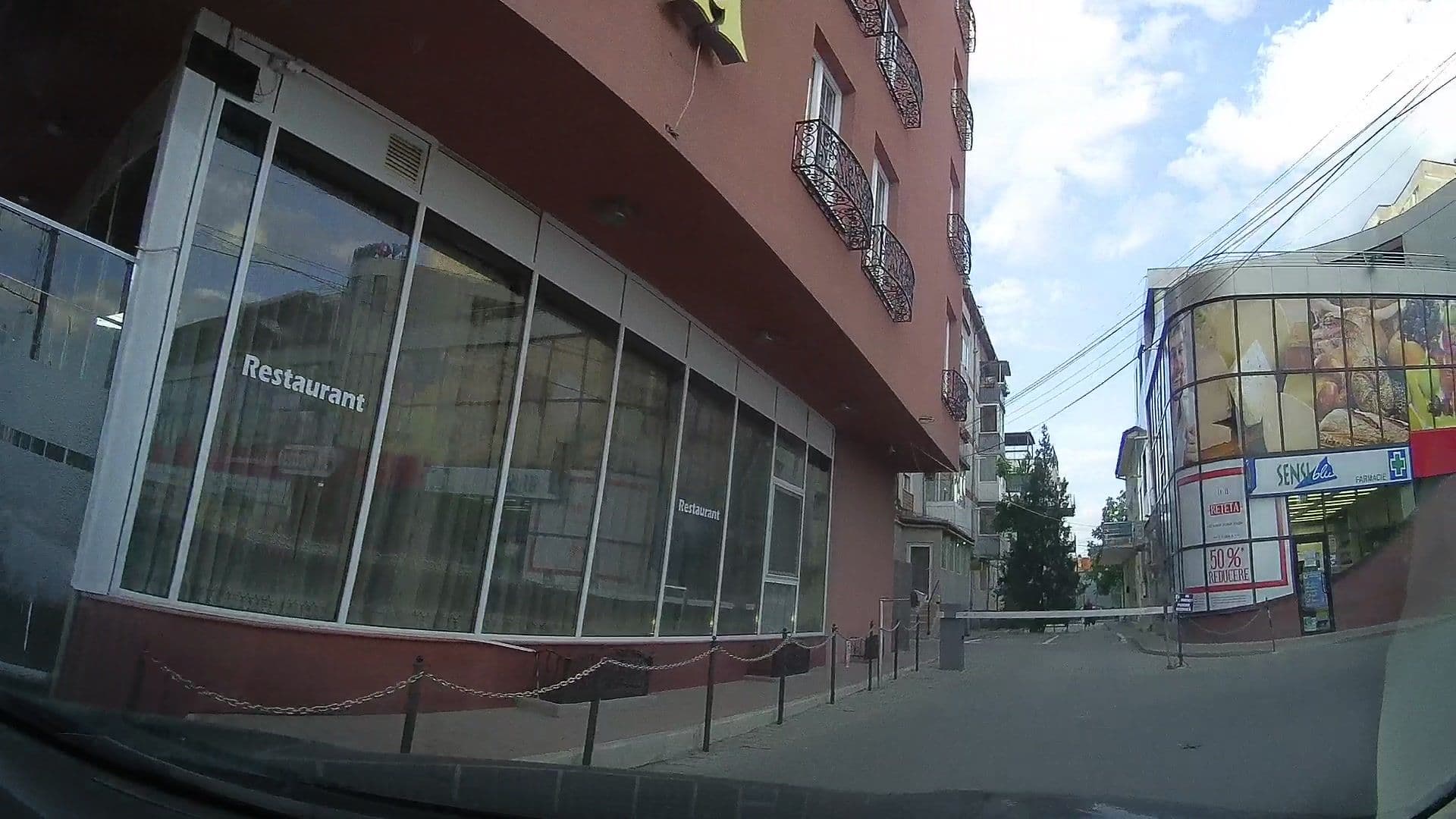 Street view near Hotel Novera, Timişoara — © tavi (CC BY-SA · Mapillary)
