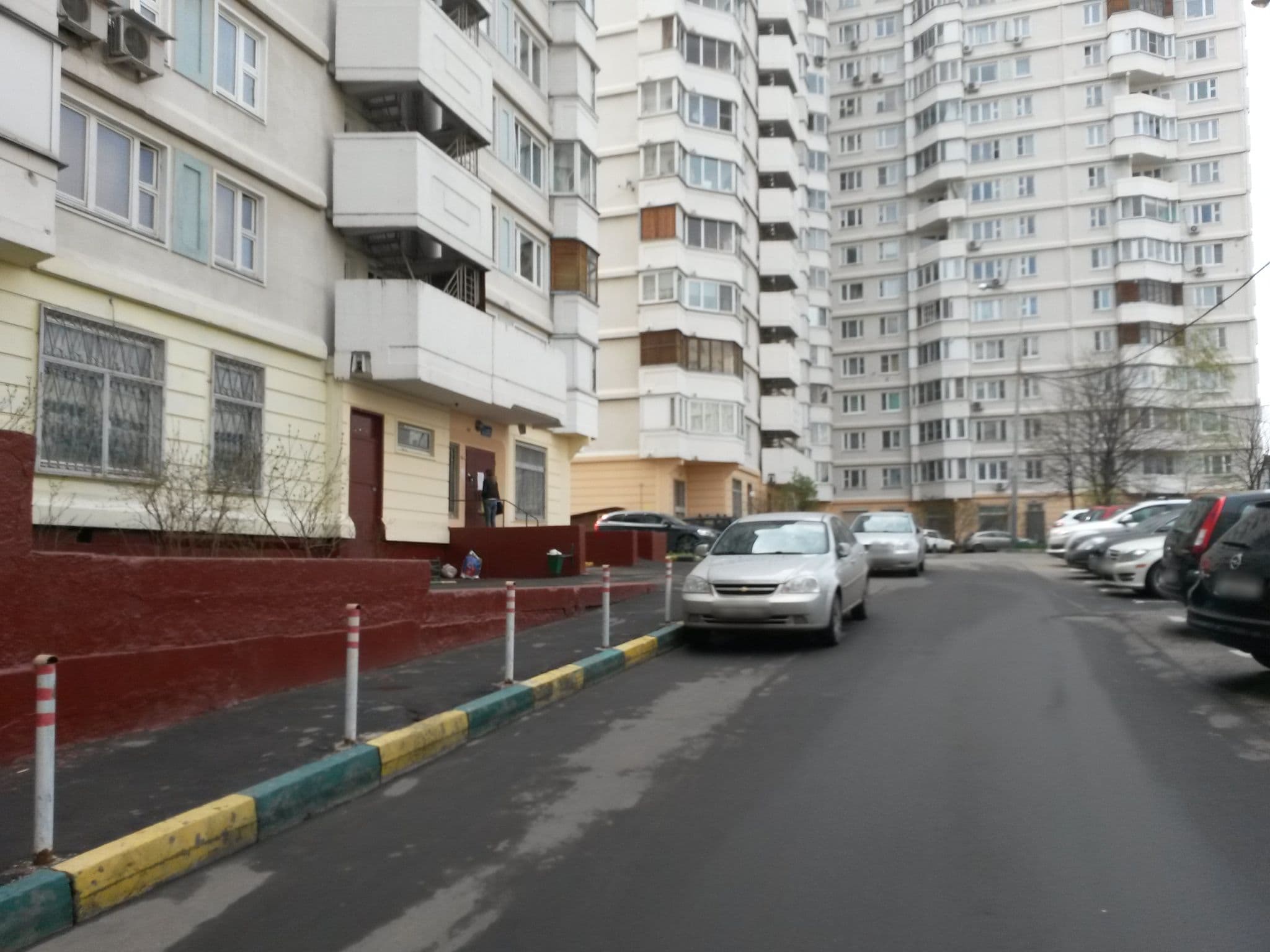 Street view near ПростоМоре, Annino — © vikdd (CC BY-SA · Mapillary)
