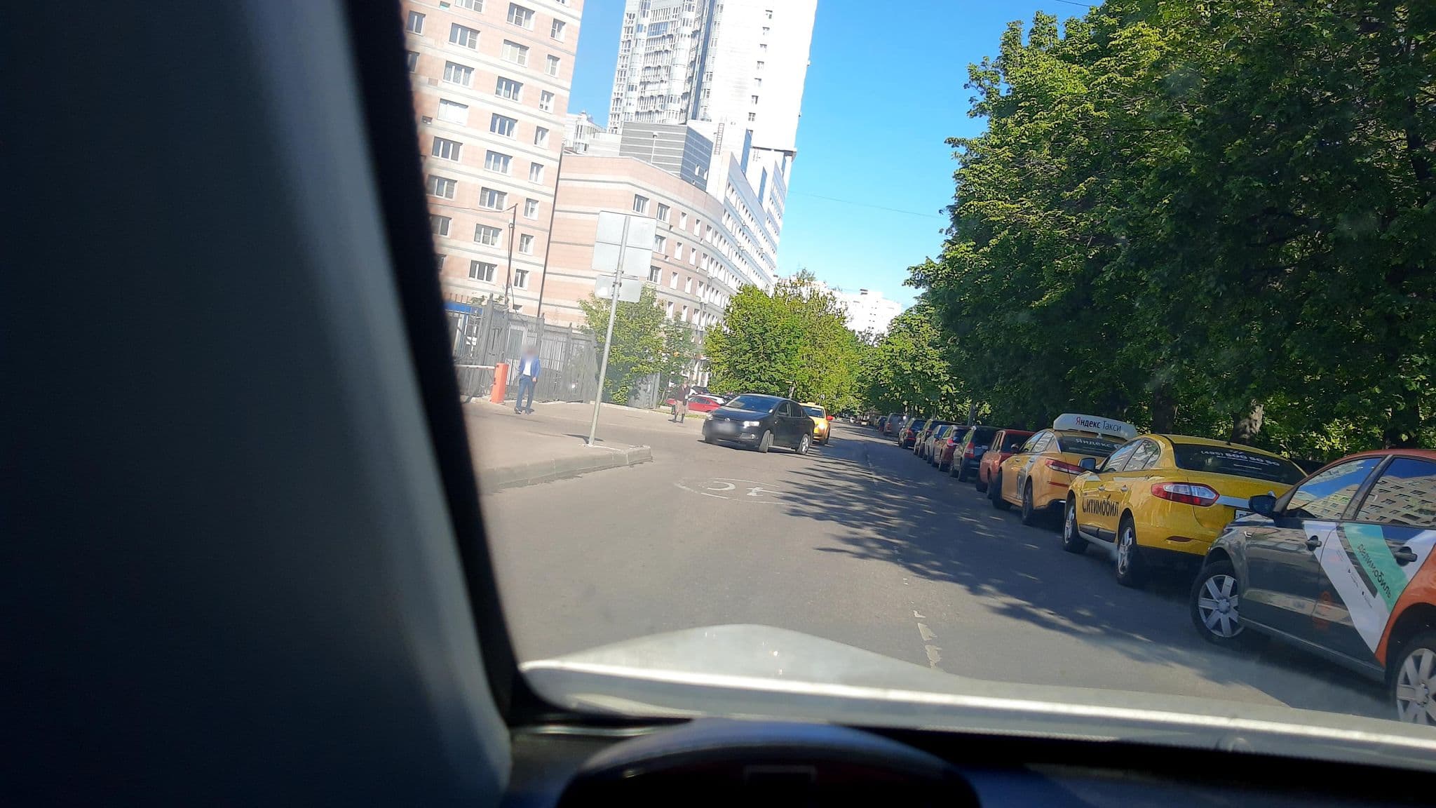 Street view near Берлин, Kotlovka — © phoneuploader (CC BY-SA · Mapillary)