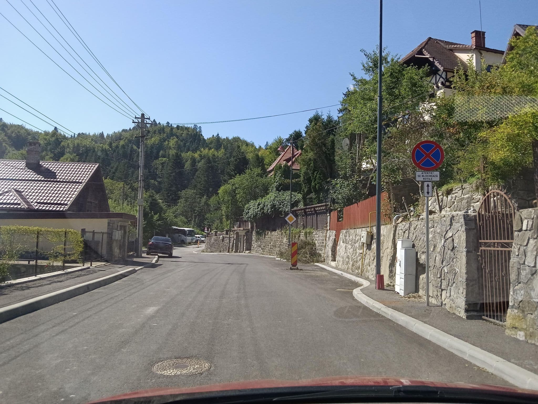 Street view near Kami, Sinaia