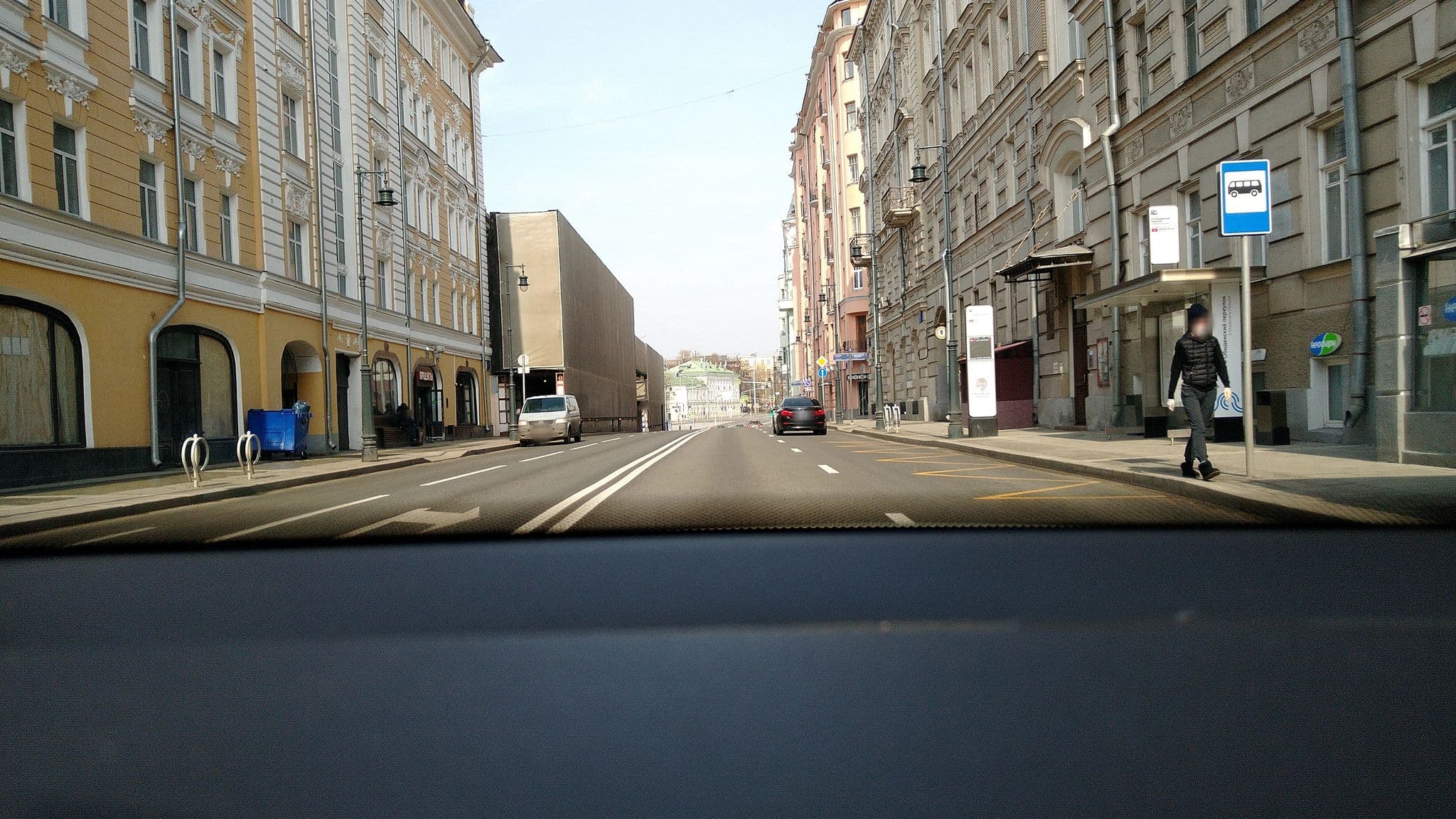Street view near Отель Горькофф на Остоженке, Moscow — © phoneuploader (CC BY-SA · Mapillary)