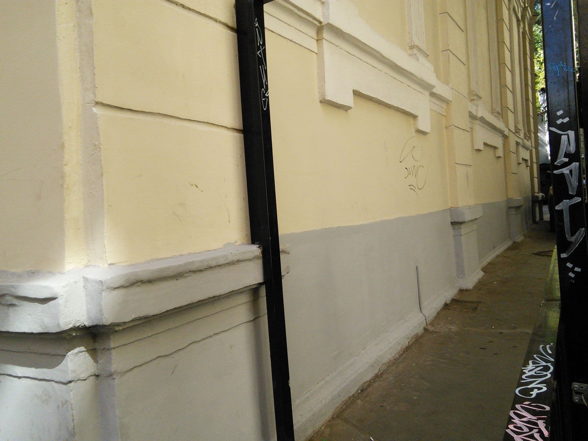Street view near Ideal Hostel, Moscow — © trolleway (CC BY-SA · Mapillary)