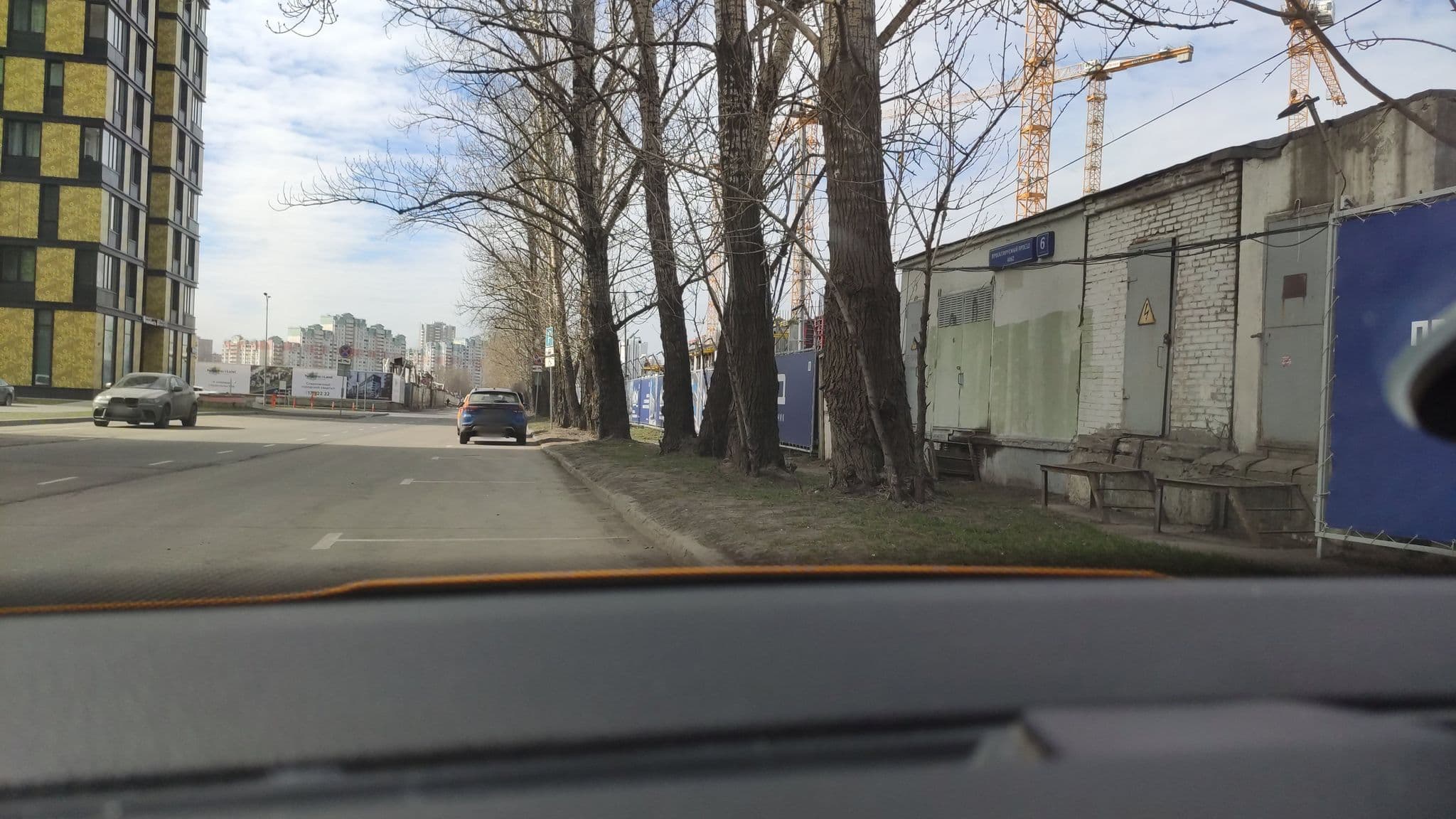 Street view near Shelter, Kozhukhovo — © phoneuploader (CC BY-SA · Mapillary)