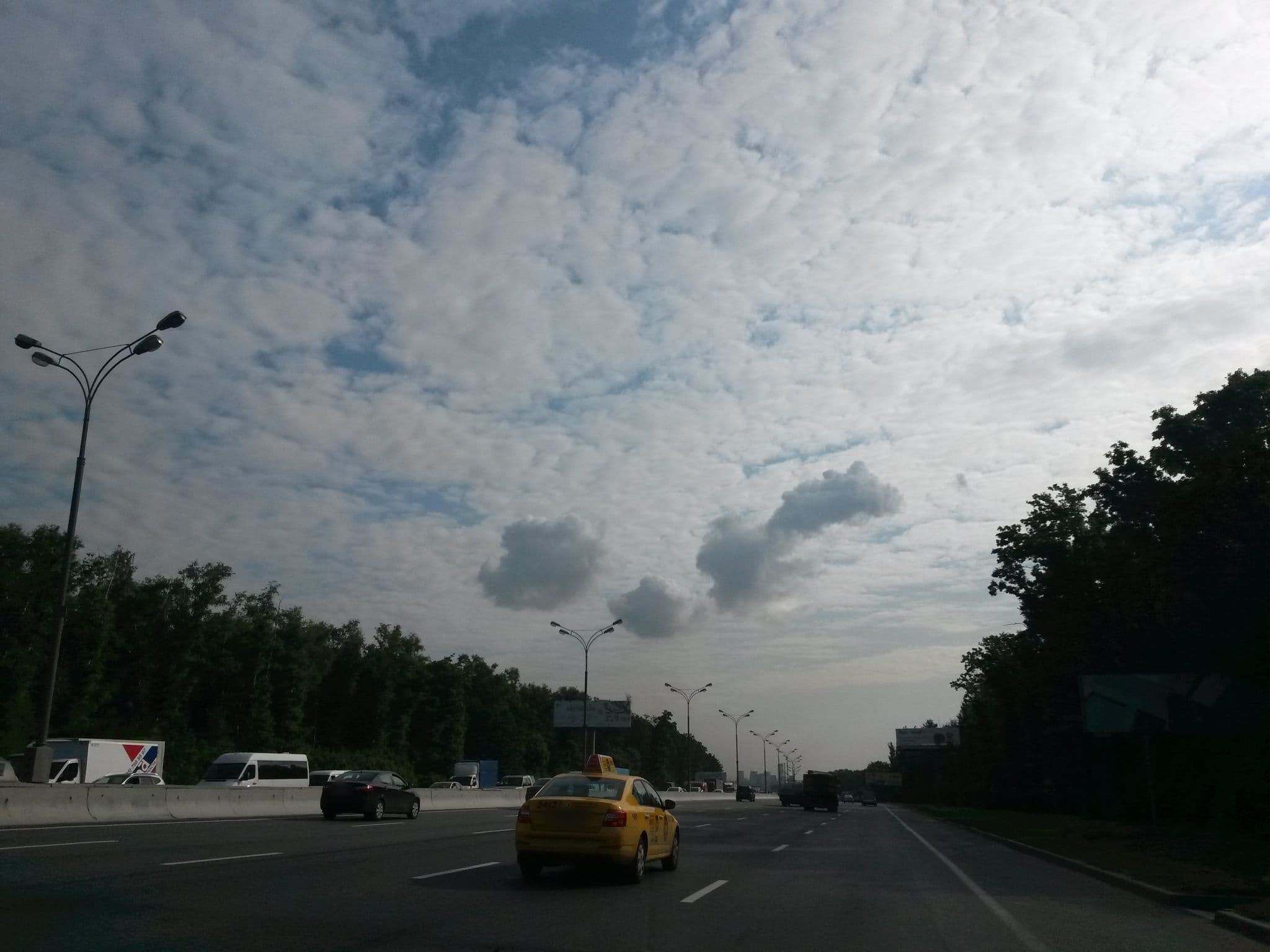 Street view near Гостиничный комплекс "Измайлово", Razvilka — © vikdd (CC BY-SA · Mapillary)