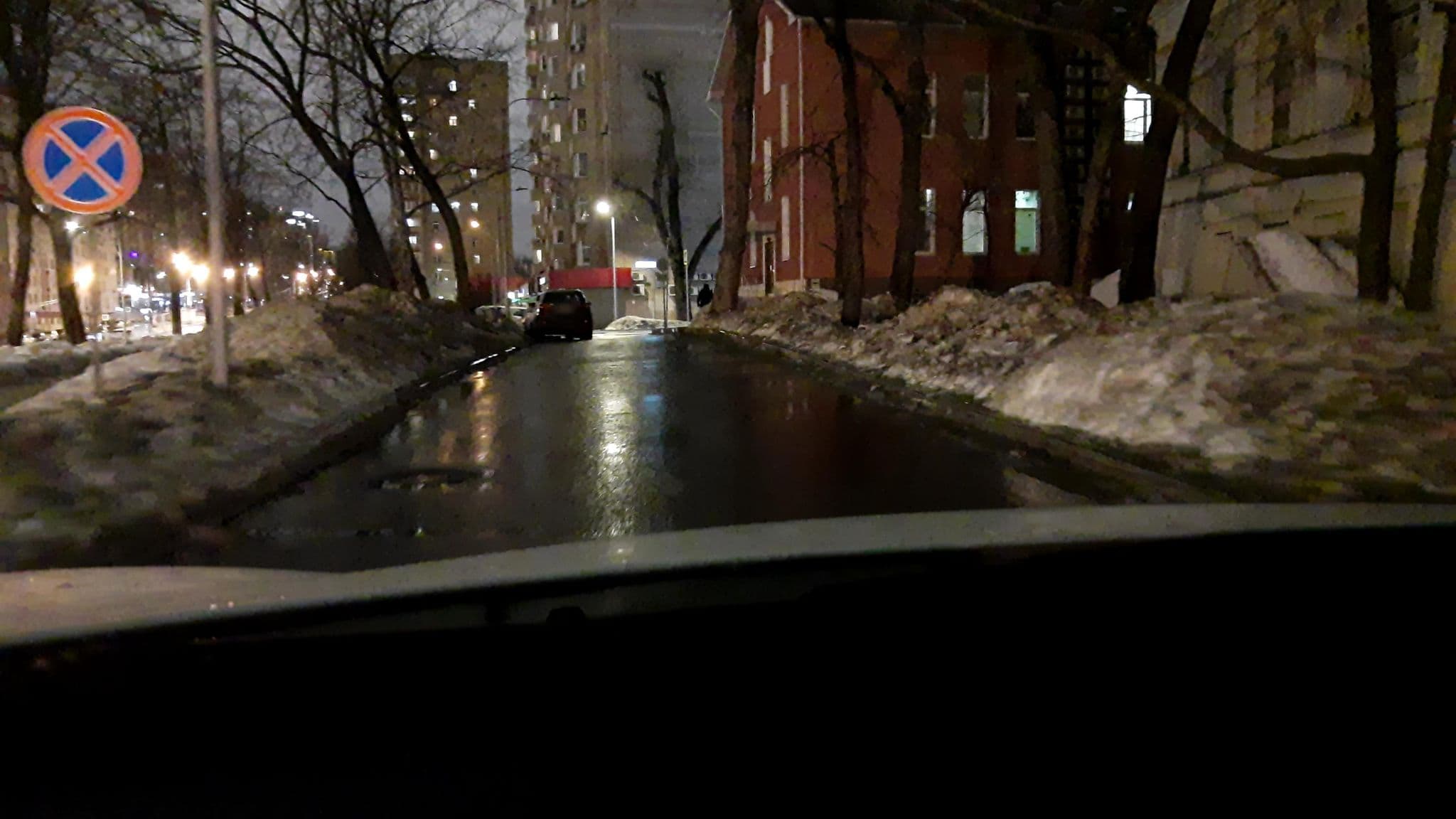 Street view near Отель Воронцовский, Taganskiy — © phoneuploader (CC BY-SA · Mapillary)